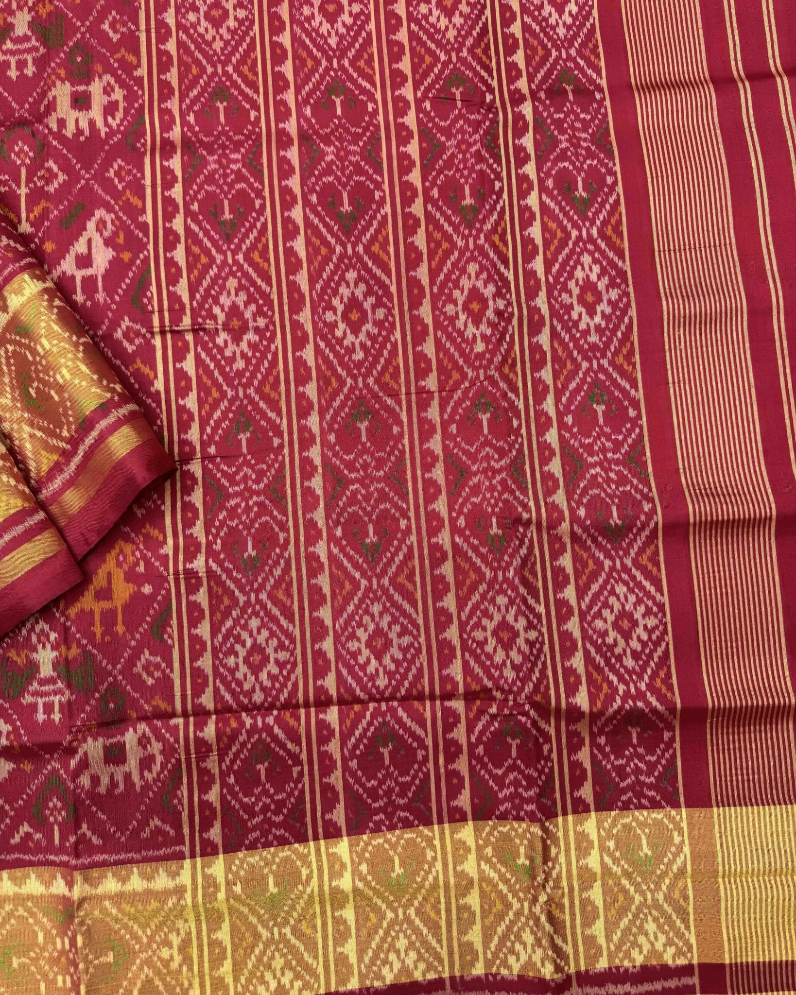 Red Narikunj Patola Saree - SindhoiPatolaArt