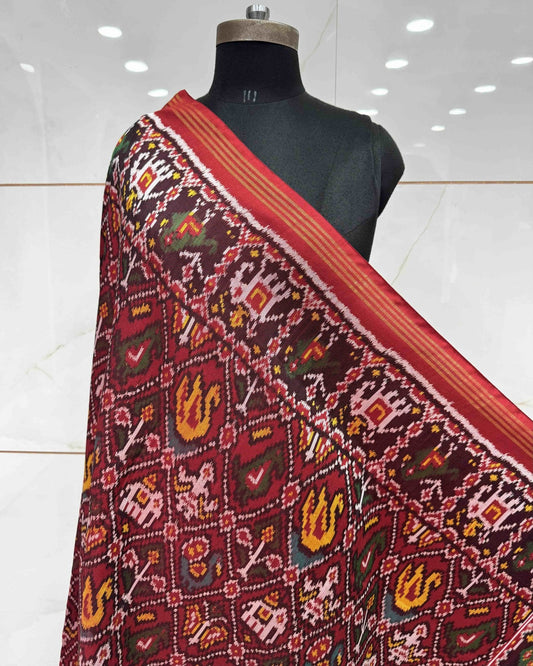 Red Narikunj Twill Patola Dupatta - SindhoiPatolaArt