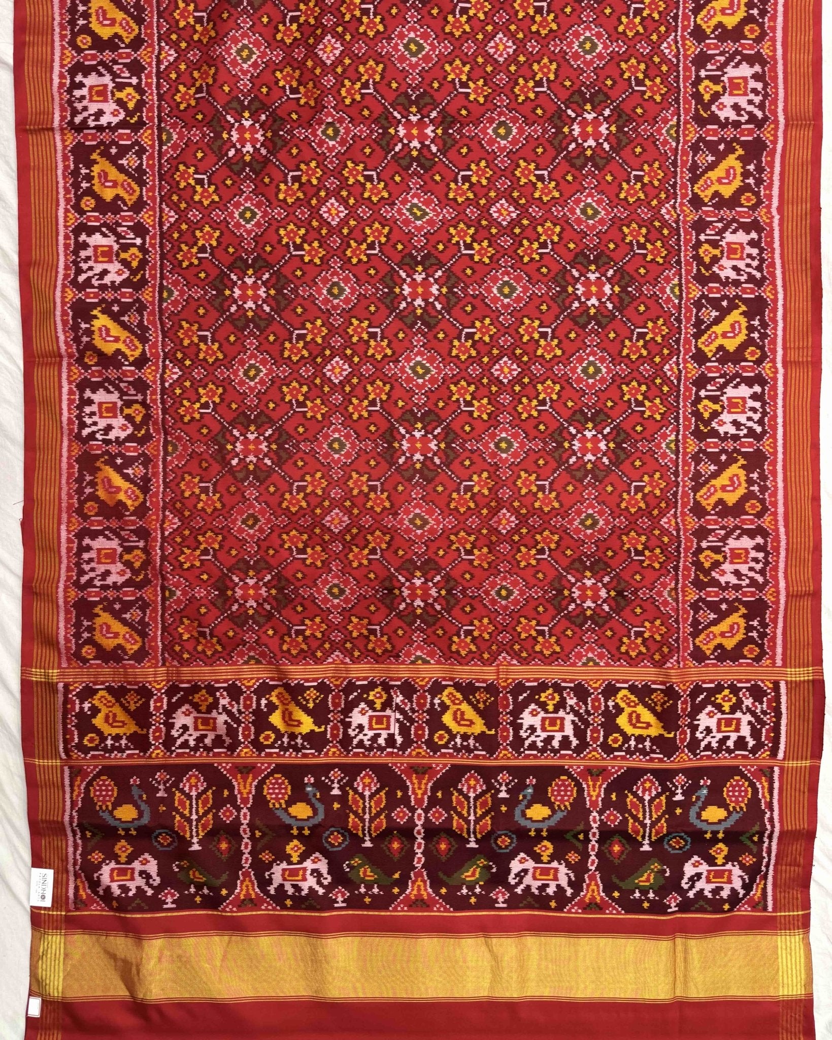 Red Navratan Patola Saree - SindhoiPatolaArt