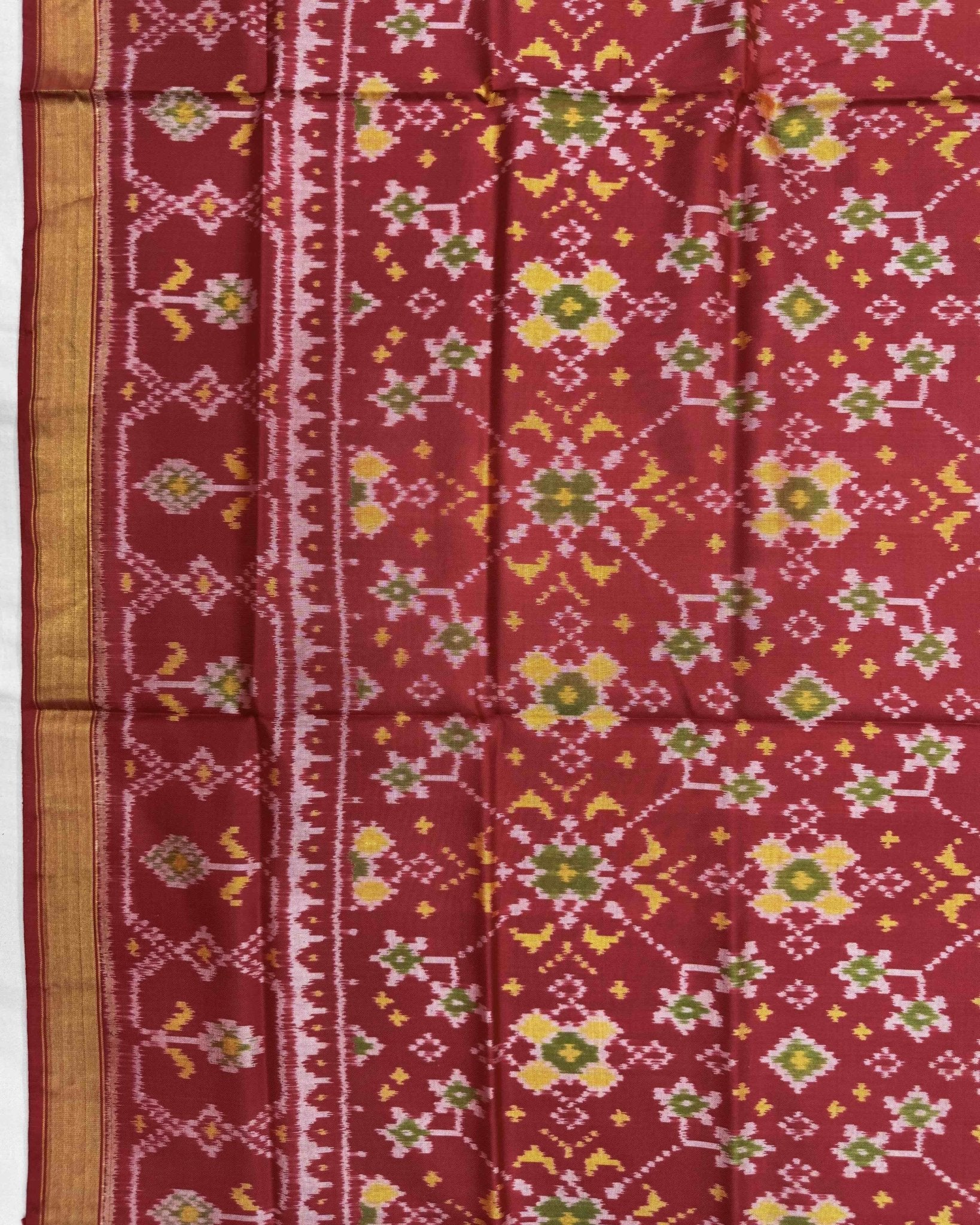 Red Navratan Patola Saree - SindhoiPatolaArt