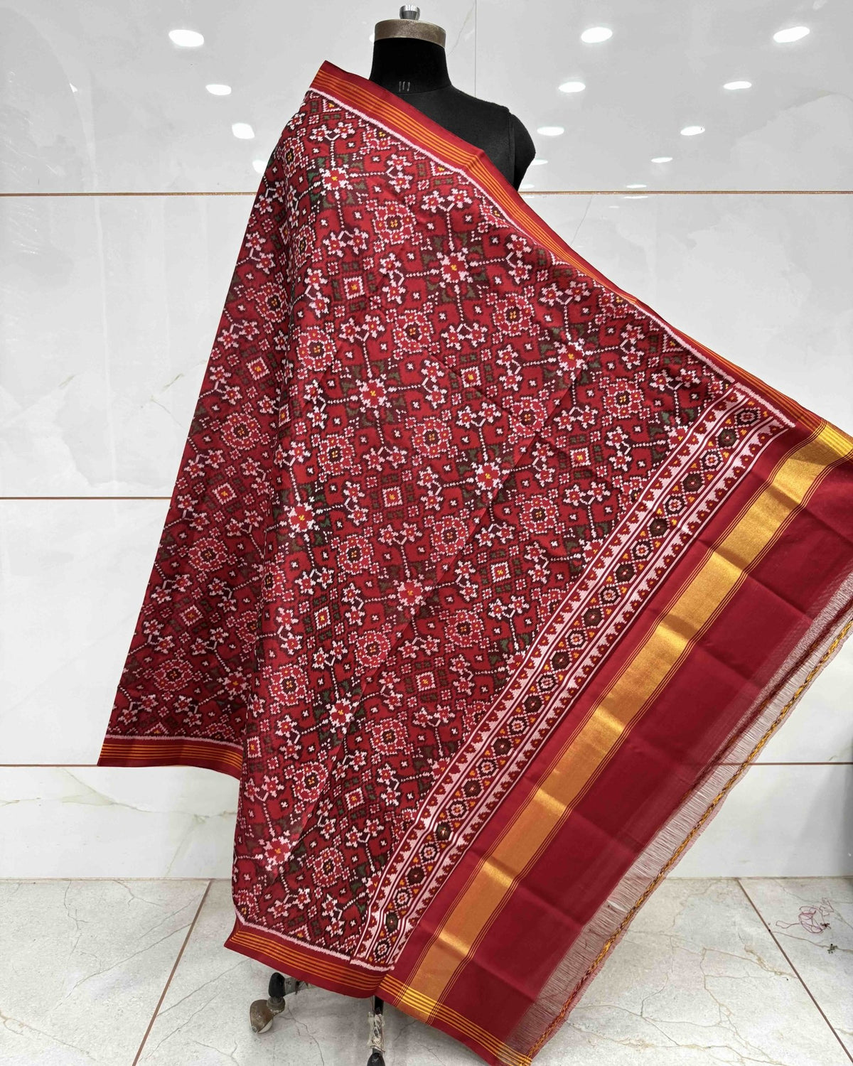 Red Navratan Semi Double Ikat Patola Dupatta - SindhoiPatolaArt