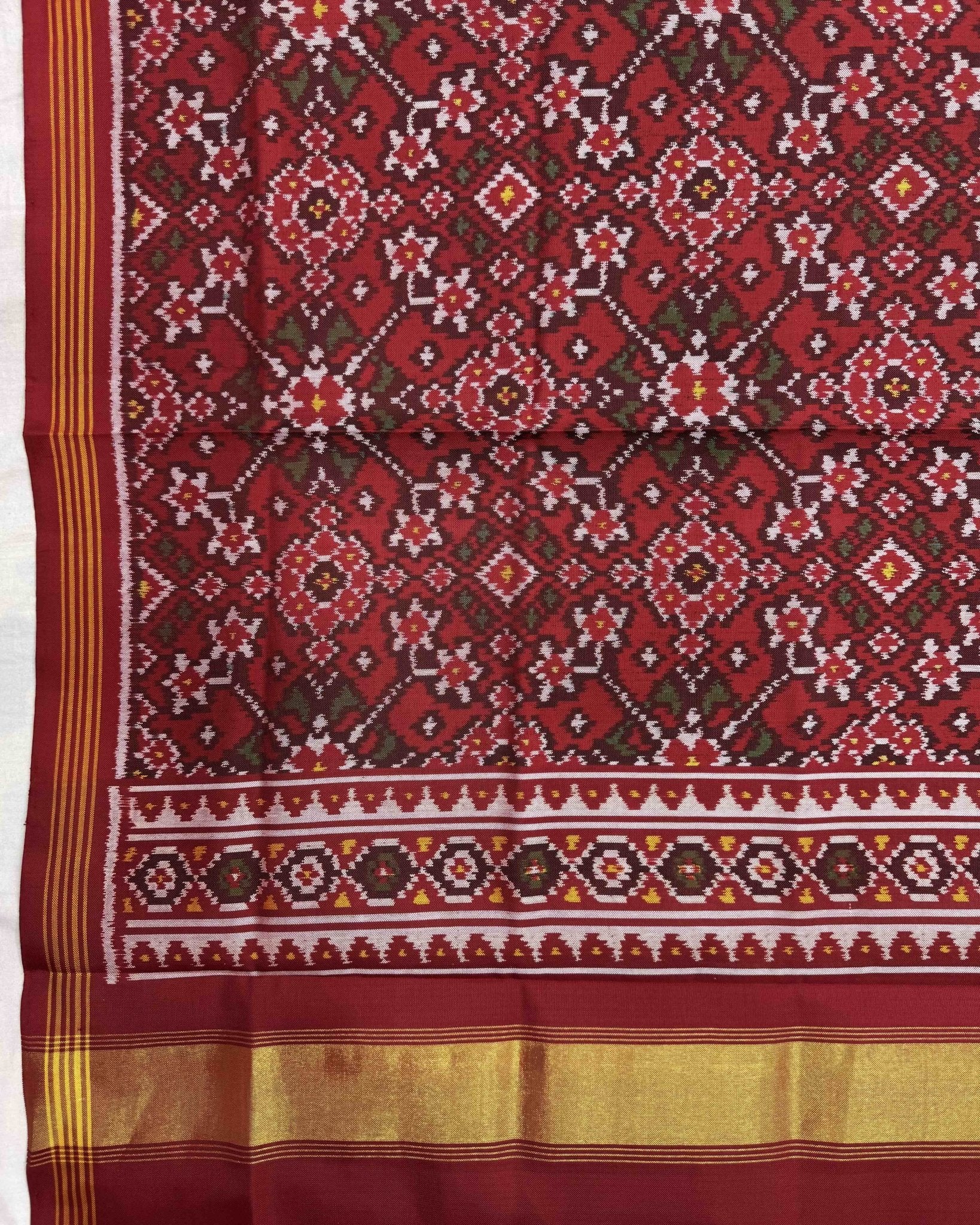 Red Navratan Semi Double Ikat Patola Dupatta - SindhoiPatolaArt