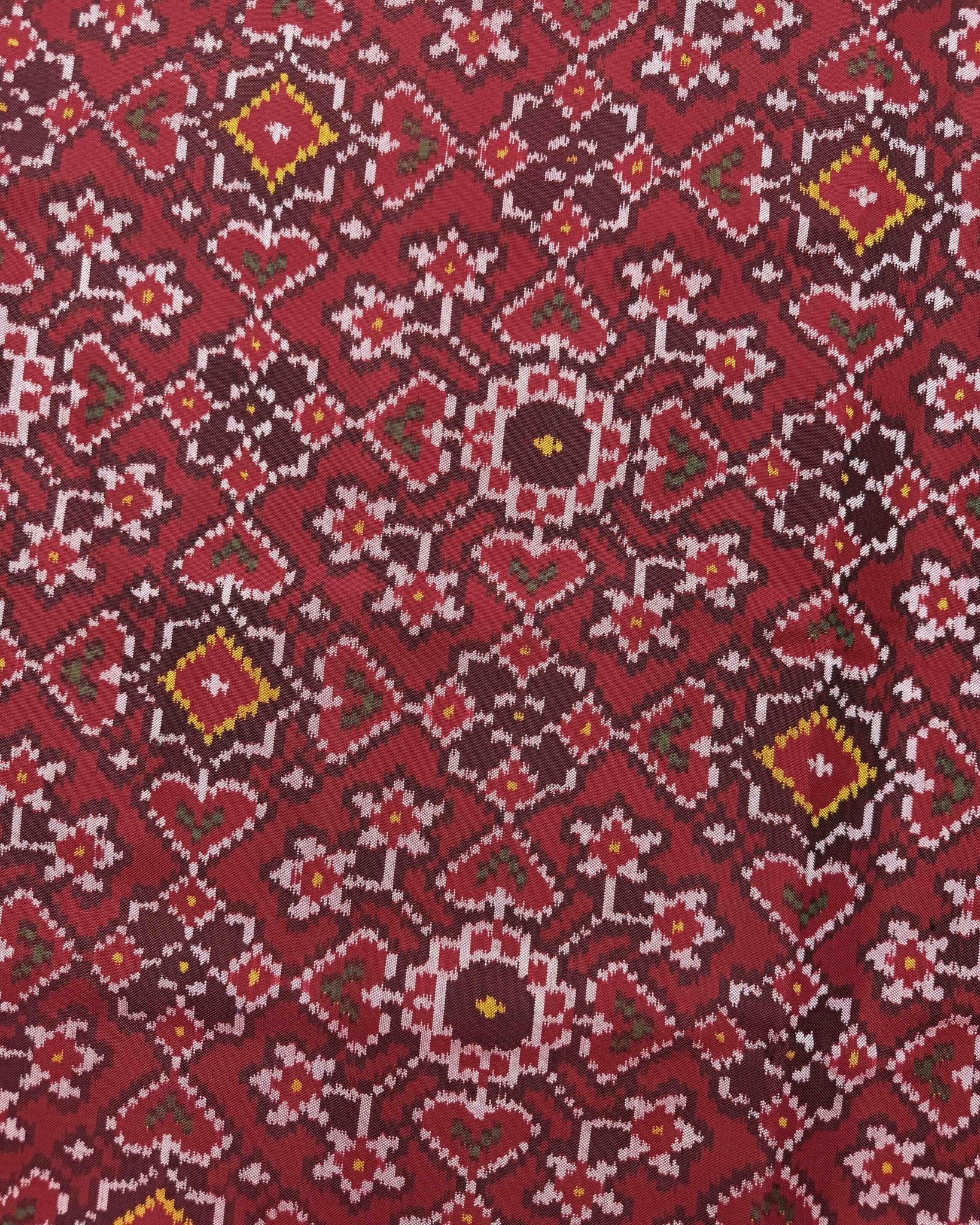 Red Navratan Semi Double Ikat Patola Saree - SindhoiPatolaArt