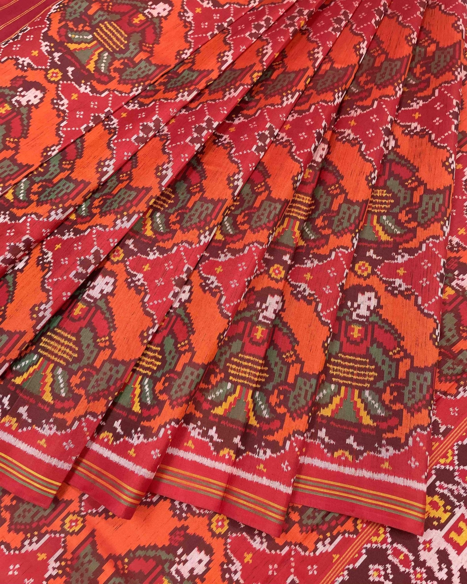 Red & Orange Big Chhabdi Traditional Figure Designer Patola Saree - SindhoiPatolaArt
