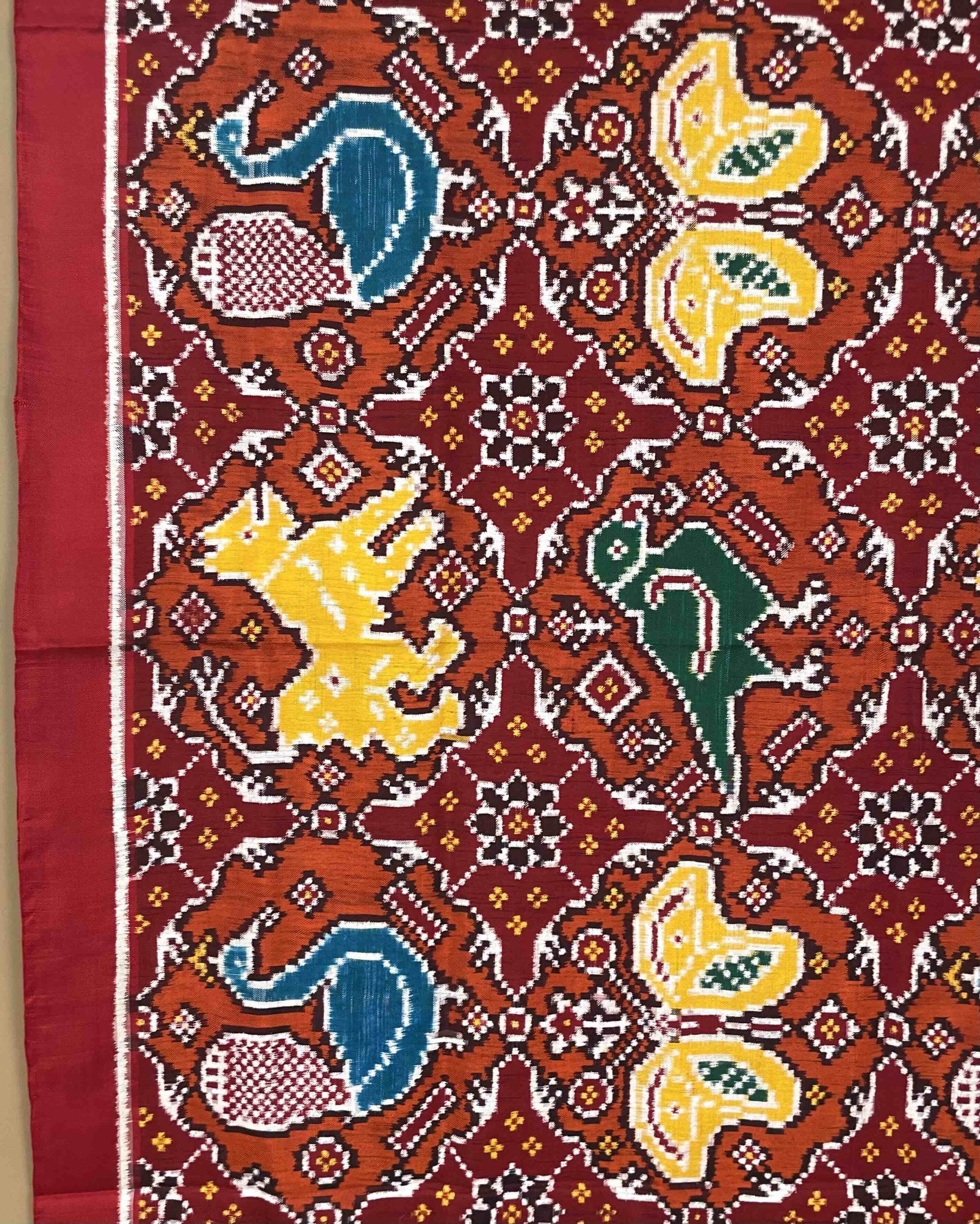 Red & Orange Big Figure Narikunj Chhabdi Patola Dupatta - SindhoiPatolaArt