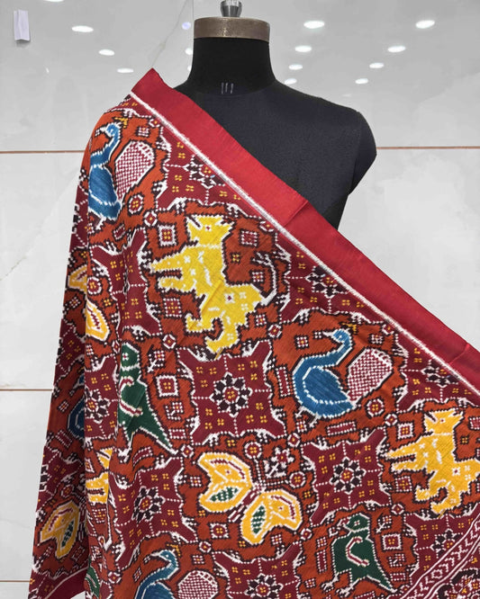 Red & Orange Big Figure Narikunj Chhabdi Patola Dupatta - SindhoiPatolaArt