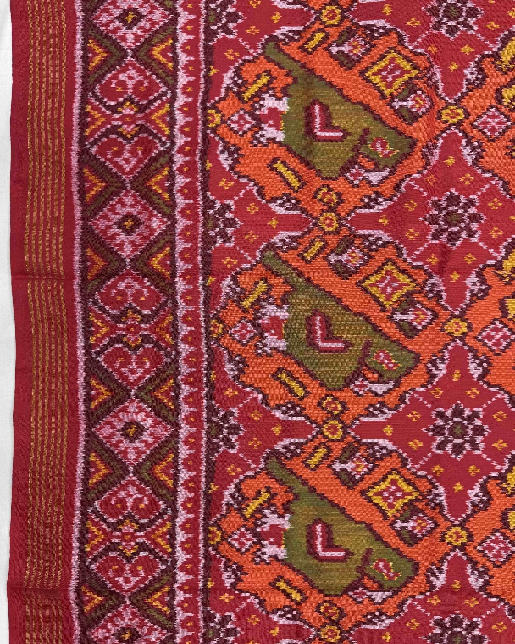 Red & Orange Big Figure Narikunj Chhabdi Semi Double Ikat Patola Saree - SindhoiPatolaArt