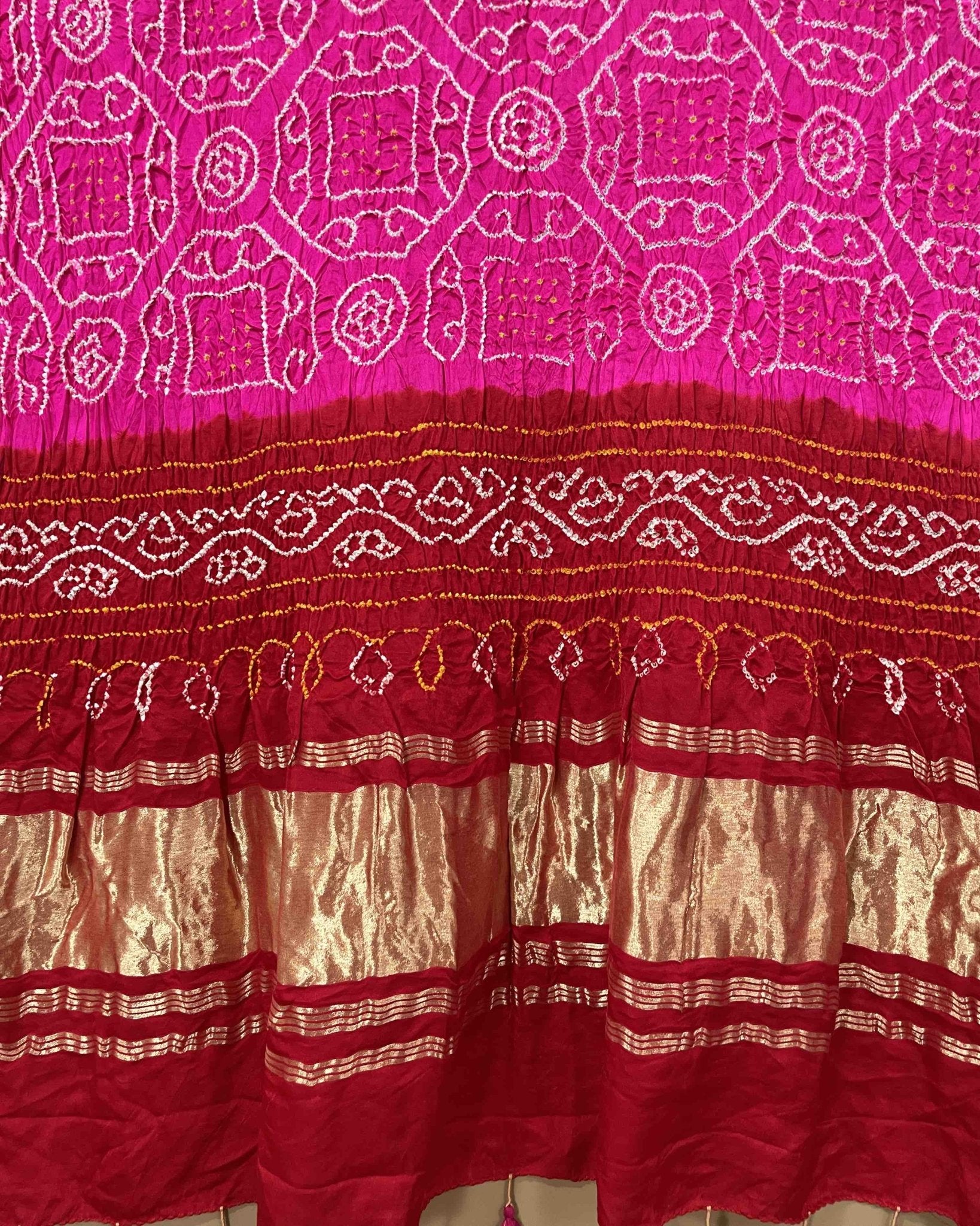Red & Pink Bandhani Dupatta - SindhoiPatolaArt