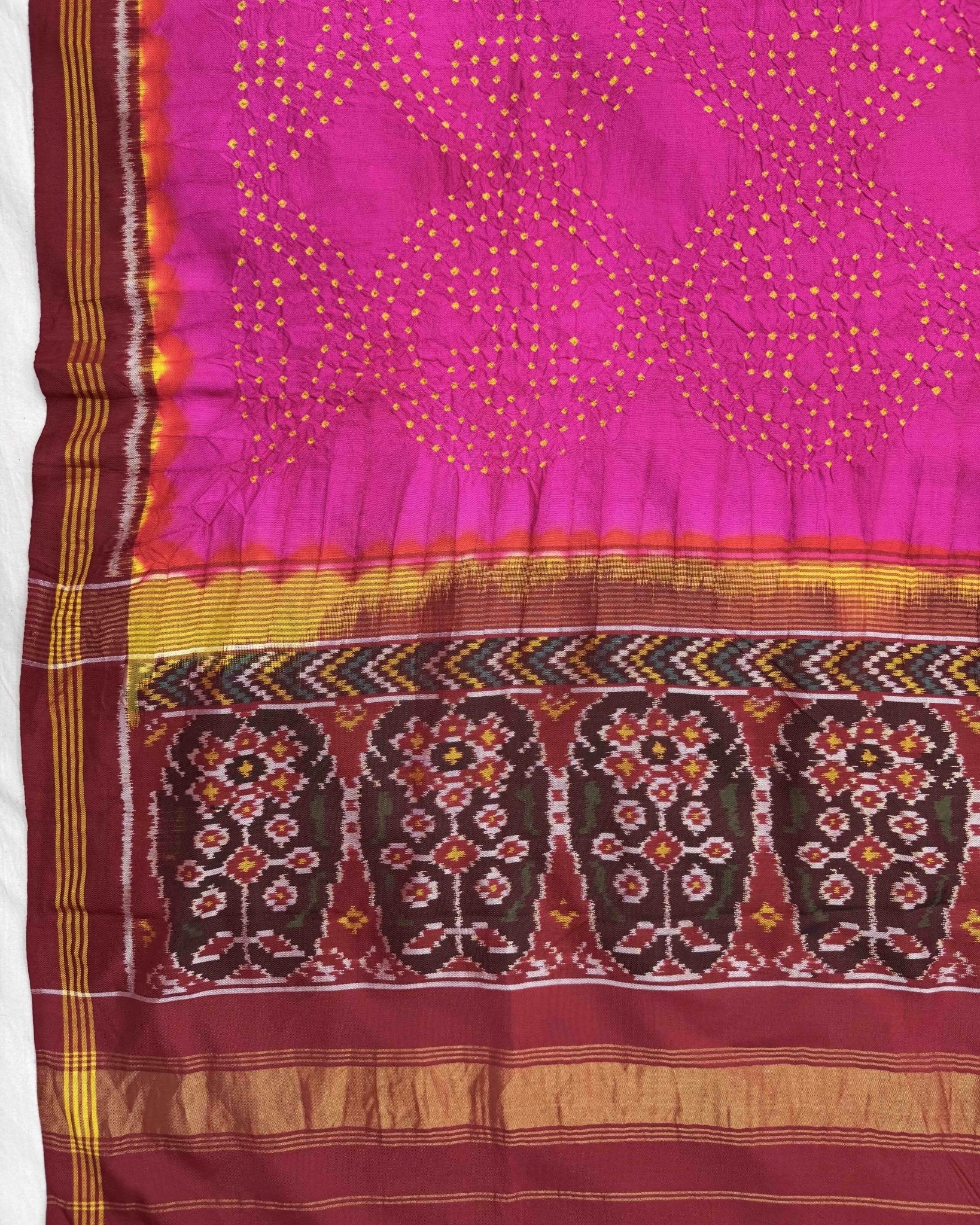 Red & Pink Bandhani Patola Dupatta - SindhoiPatolaArt