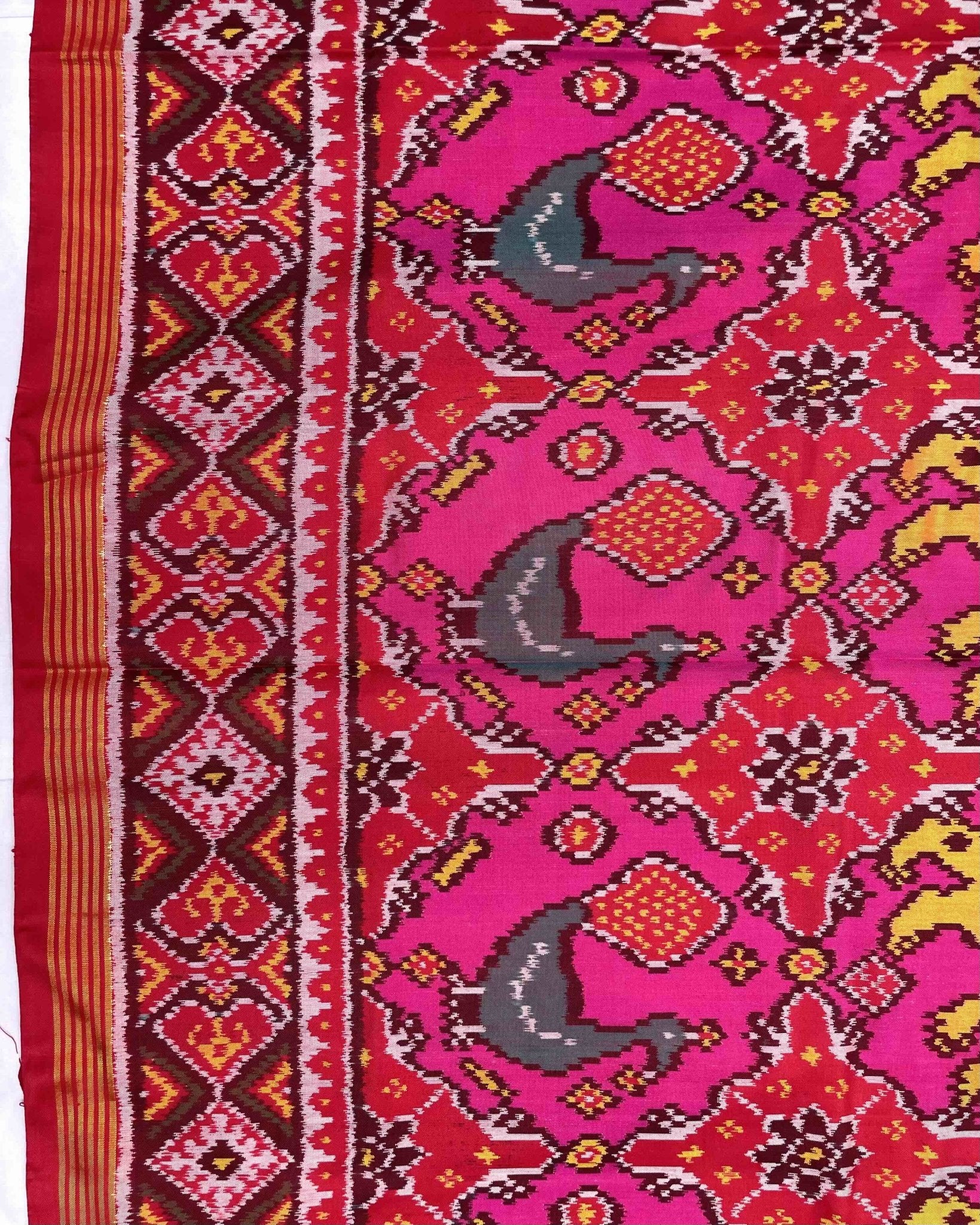 Red & Pink Big Figure Chhabdi Narikunj Patola Saree - SindhoiPatolaArt