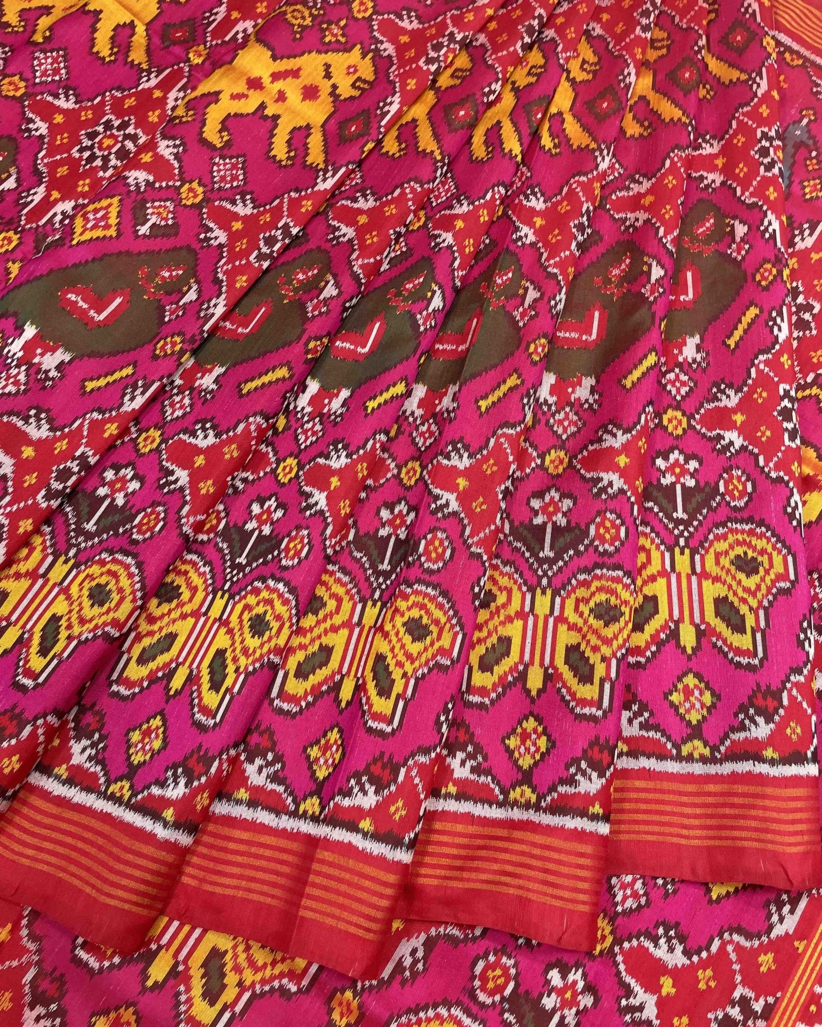 Red & Pink Big Figure Narikunj Designer Patola Saree - SindhoiPatolaArt