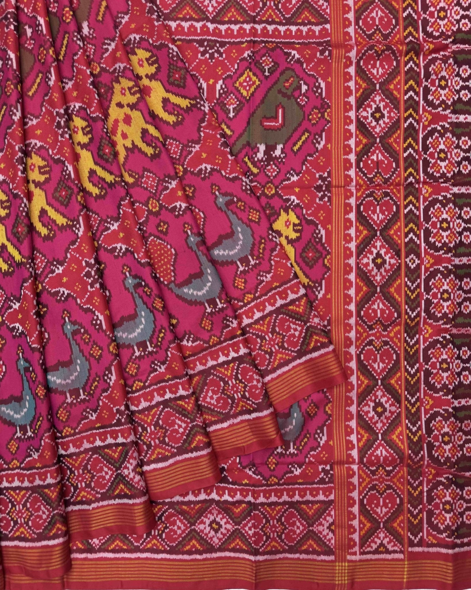 Red & Pink Big Figure Narikunj Semi Double Ikat Patola Saree - SindhoiPatolaArt