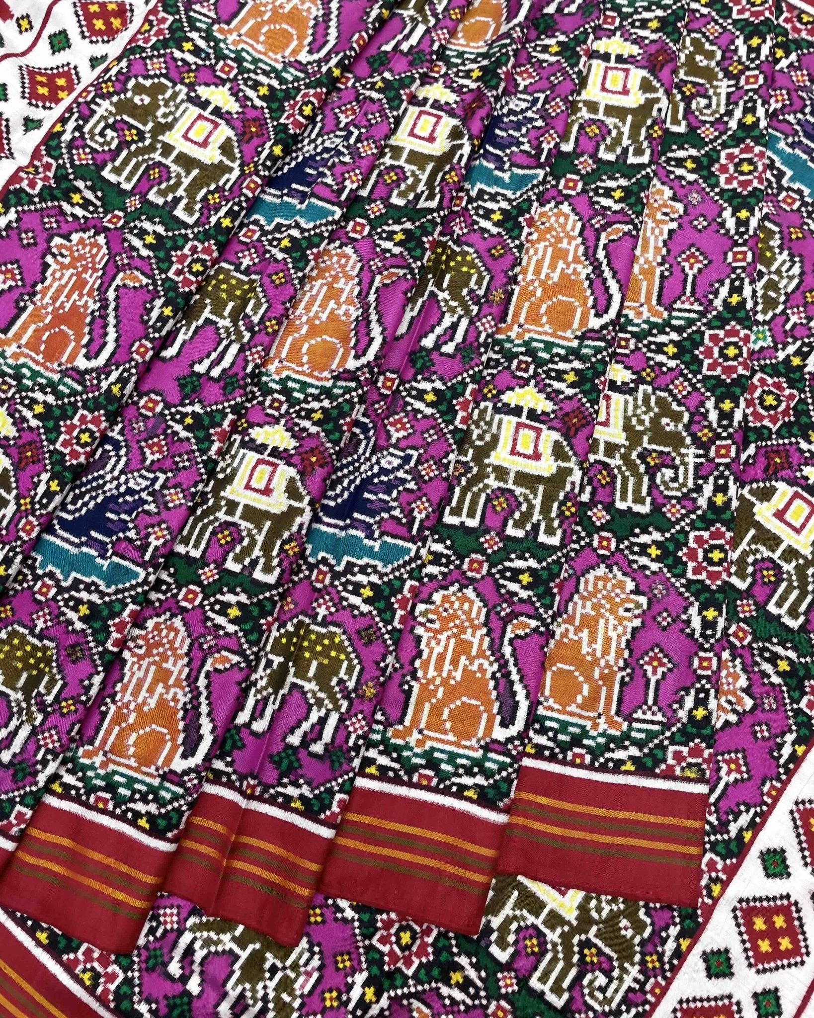 Red & Pink Chhabdi Narikunj Double Ikat Patola Saree - SindhoiPatolaArt
