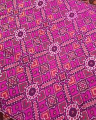 Red & Pink Manekchowk Designer Patola Saree - SindhoiPatolaArt