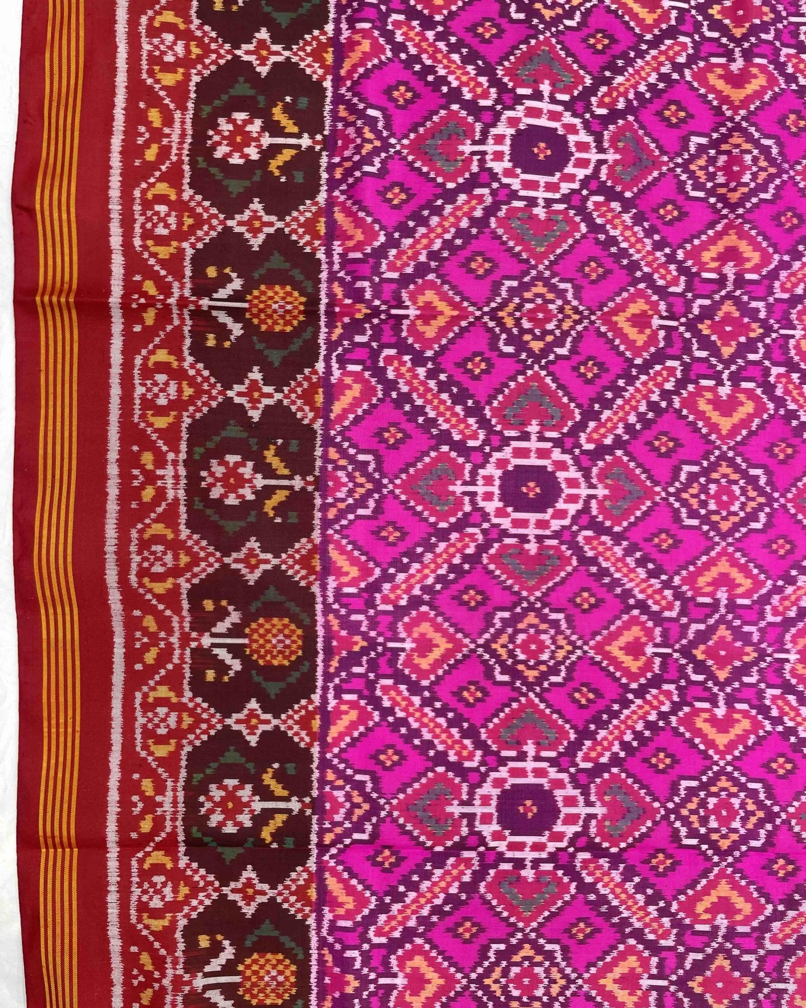 Red & Pink Manekchowk Designer Patola Saree - SindhoiPatolaArt