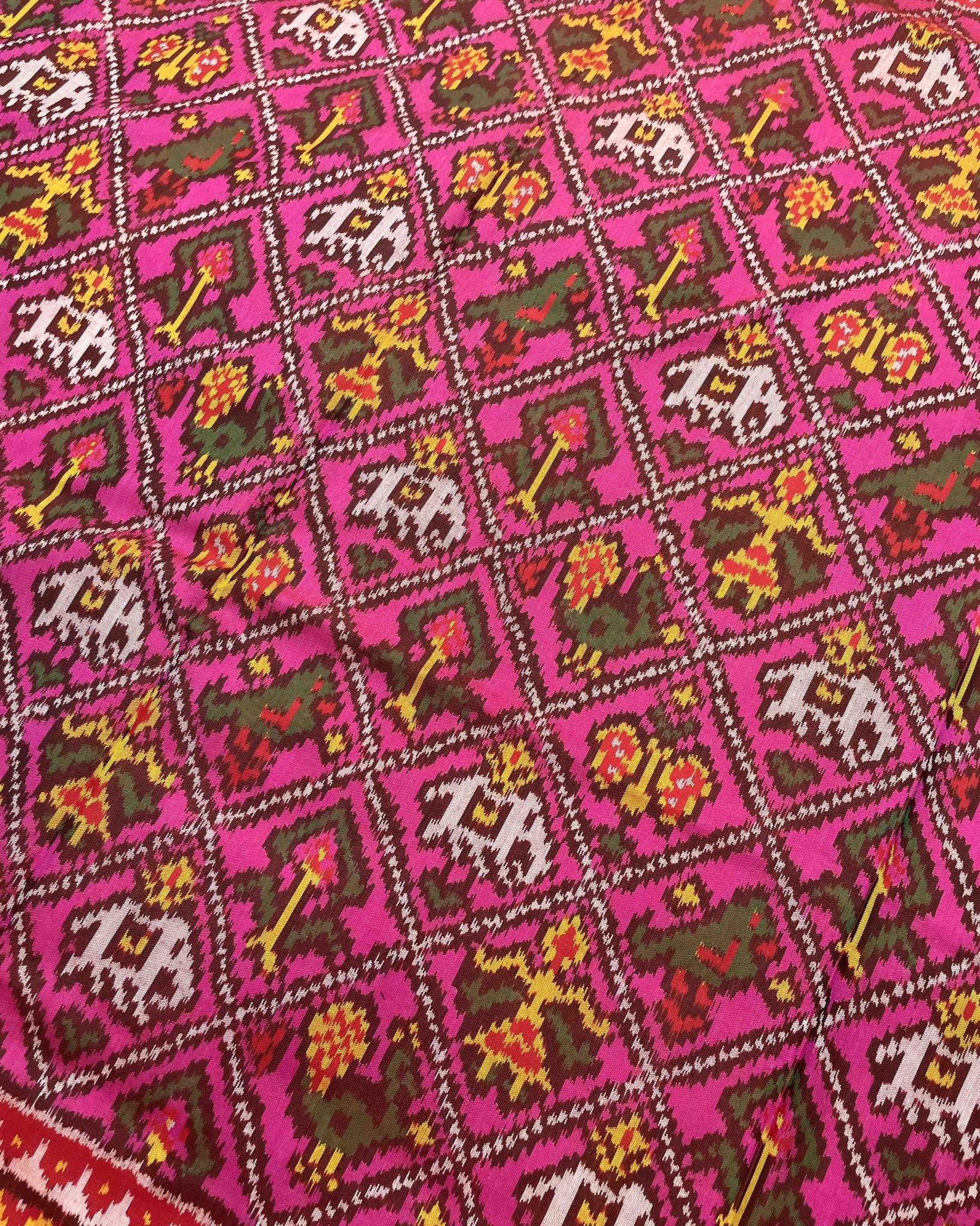 Red & Pink Narikunj Designer Patola Saree - SindhoiPatolaArt