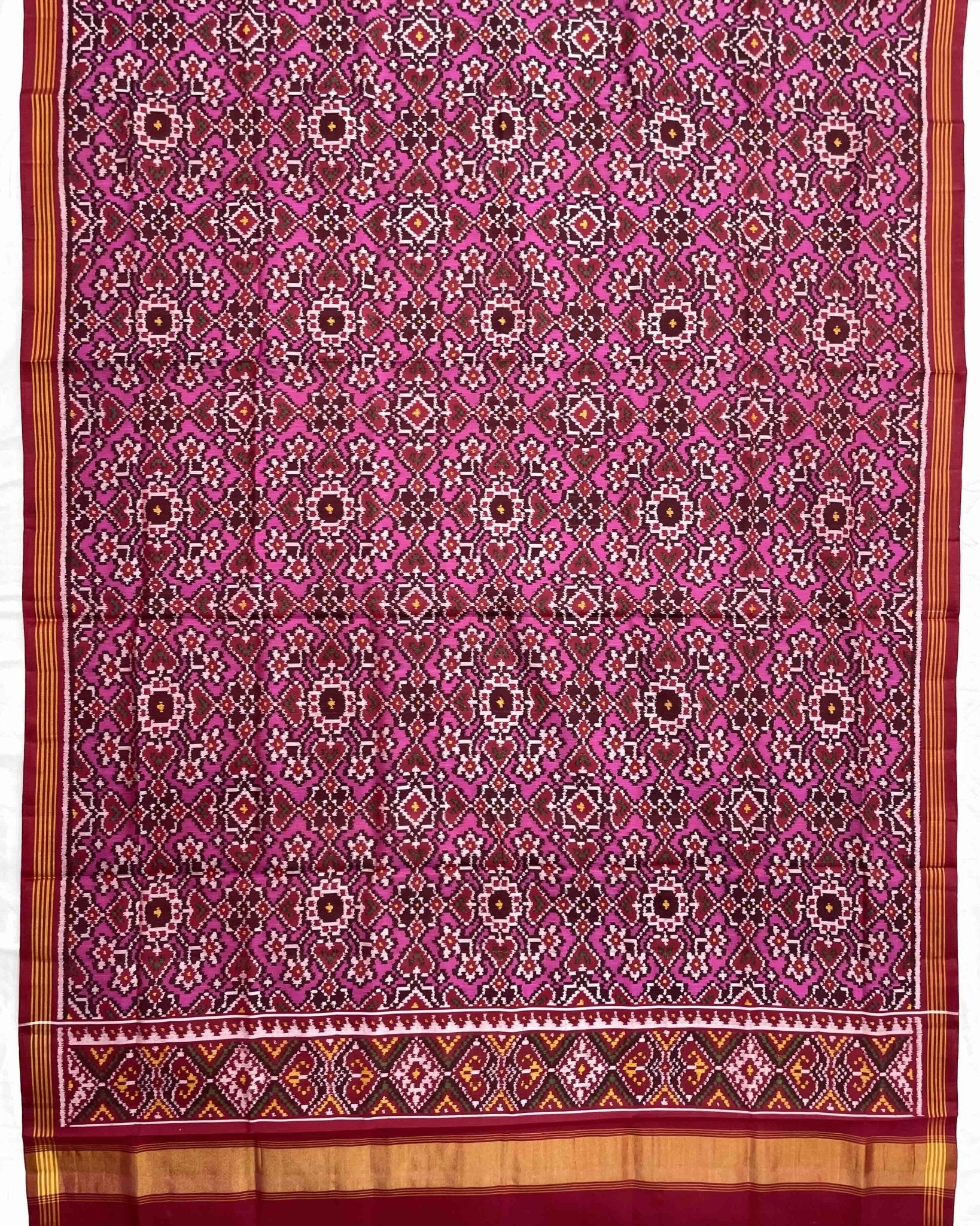 Red & Pink Navratan Patola Dupatta - SindhoiPatolaArt