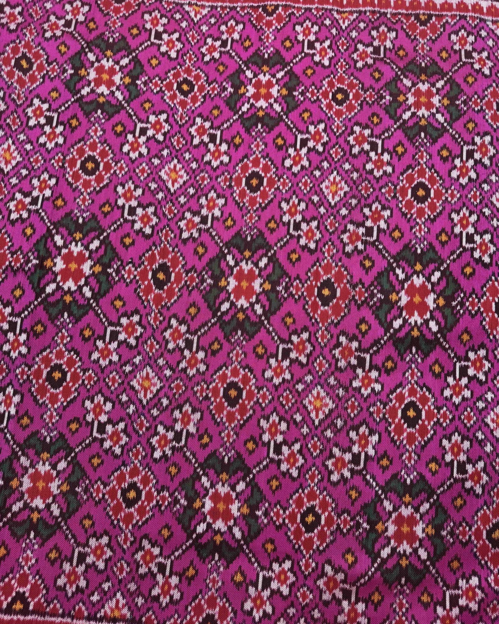 Red & Pink Navratan Twill Patola Saree - SindhoiPatolaArt