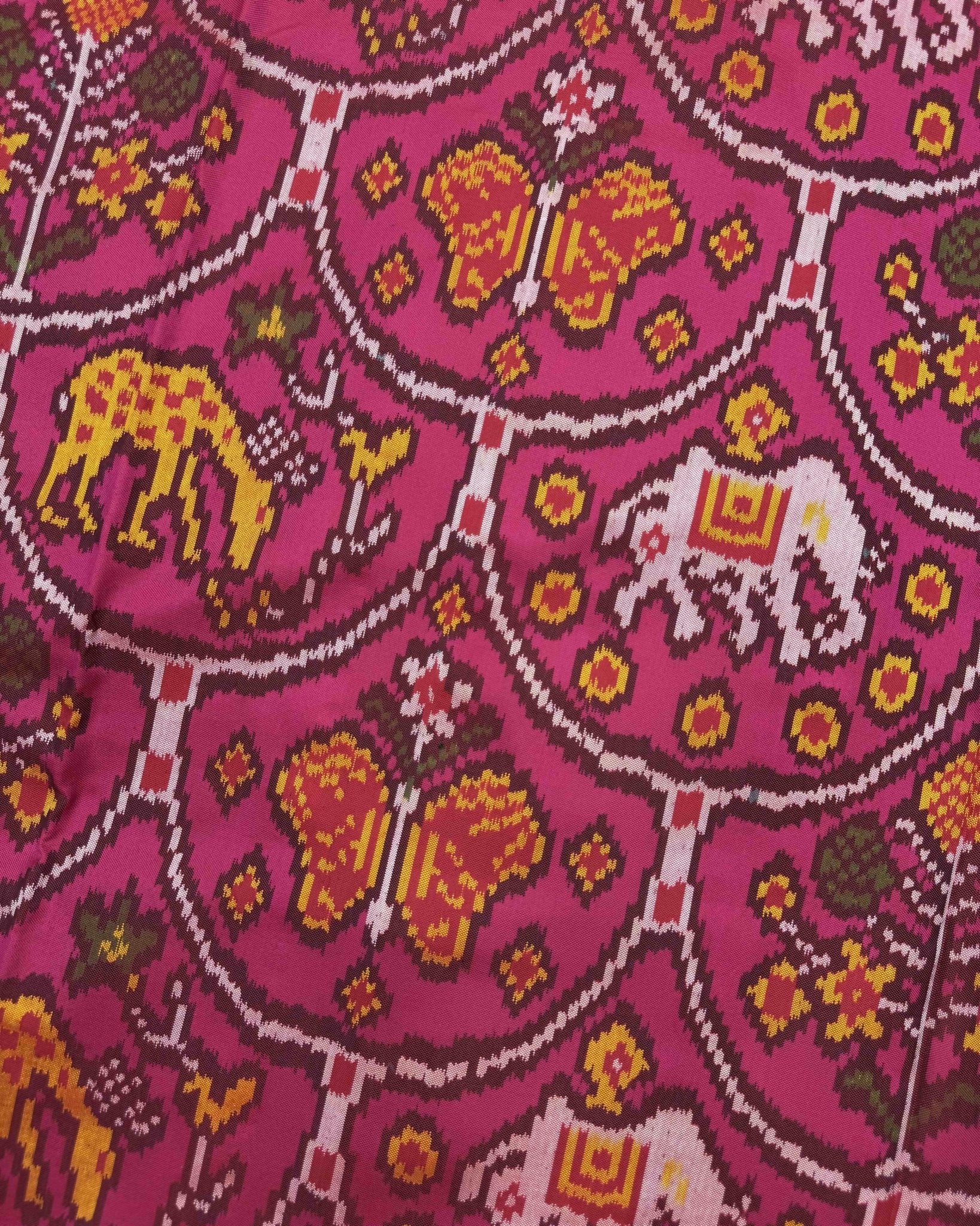 Red & Pink New Narikunj Design Semi Double Ikat Patola Saree - SindhoiPatolaArt