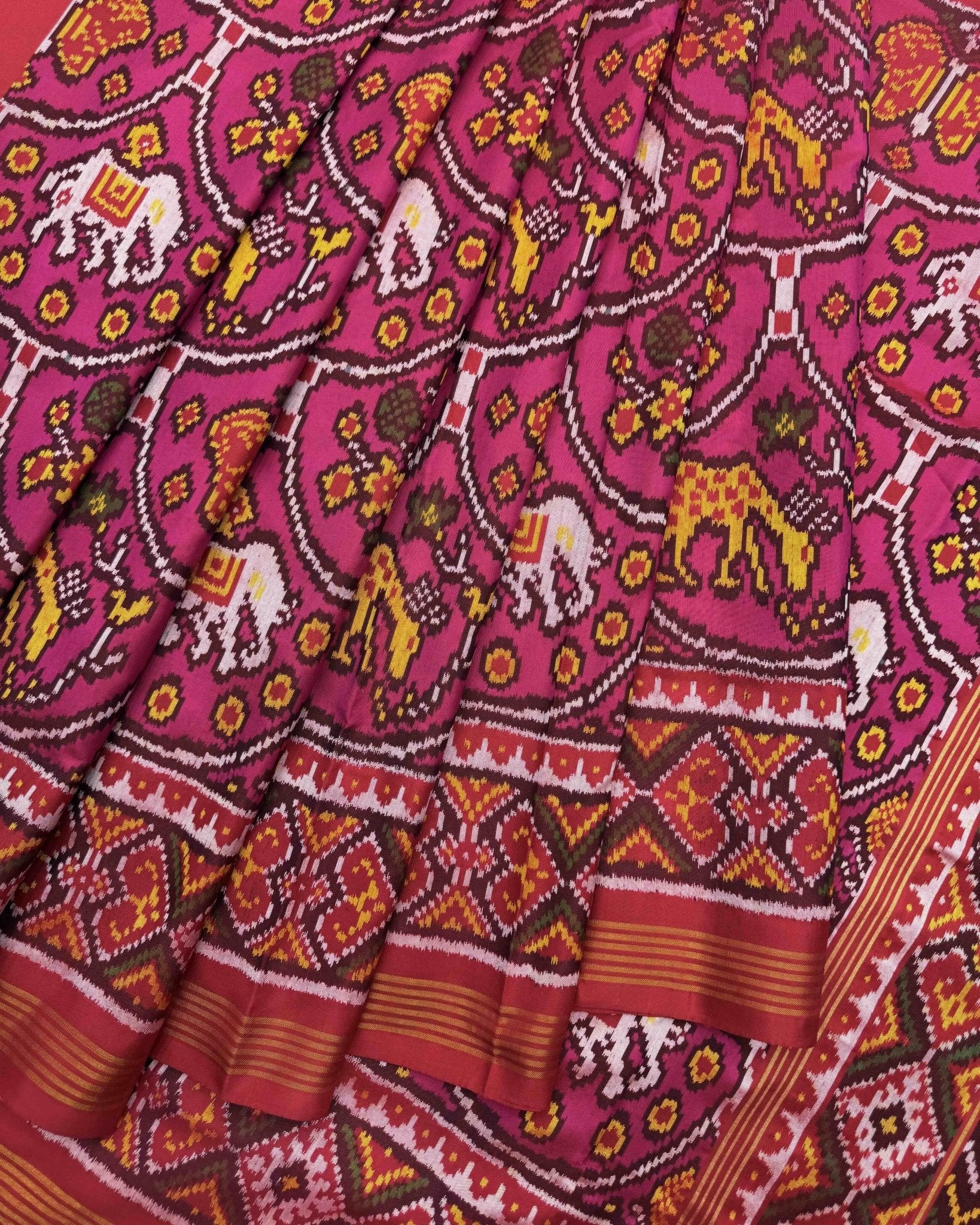 Red & Pink New Narikunj Design Semi Double Ikat Patola Saree - SindhoiPatolaArt