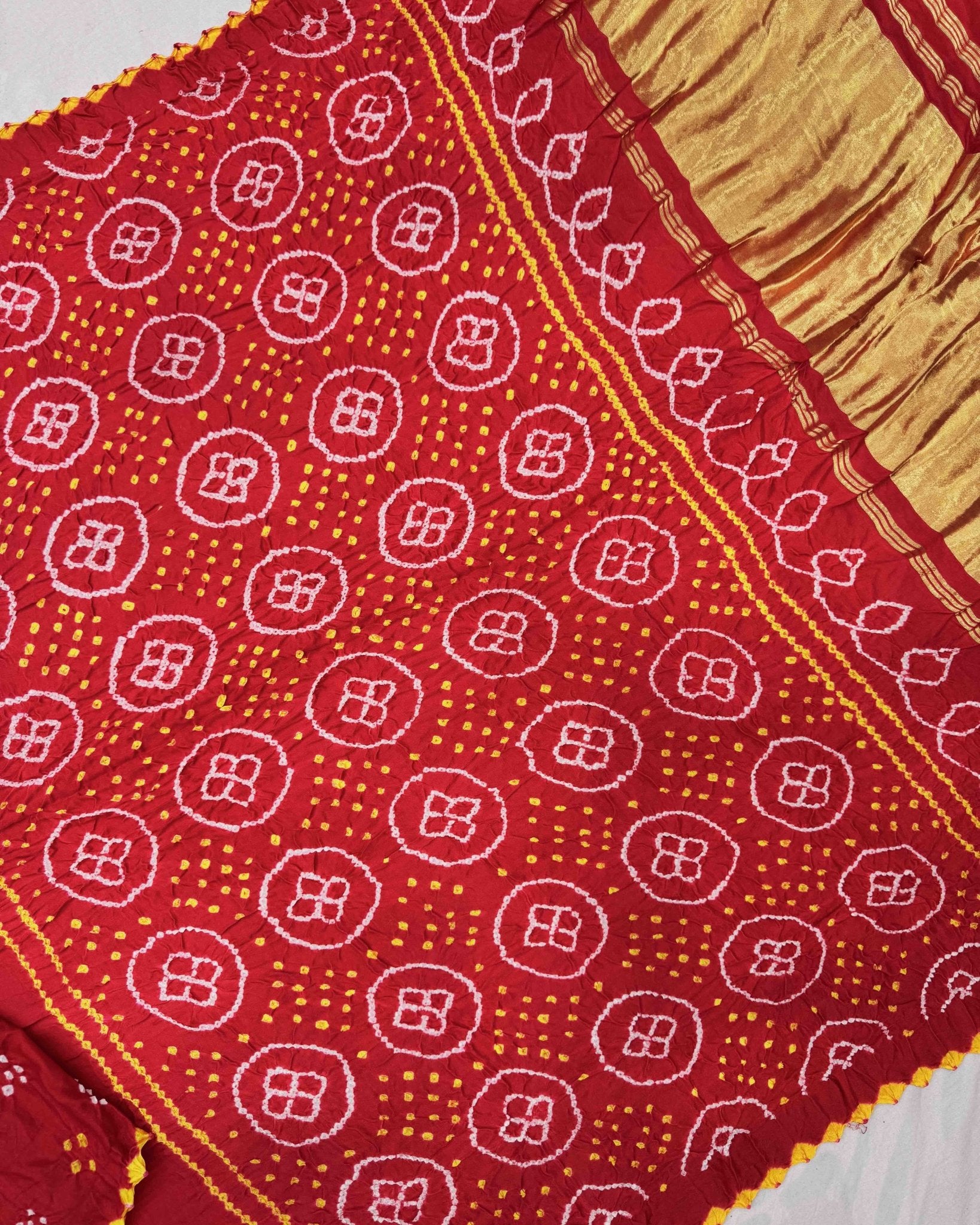 Red & Pink Shaded Gaji Silk Bandhani Saree - SindhoiPatolaArt