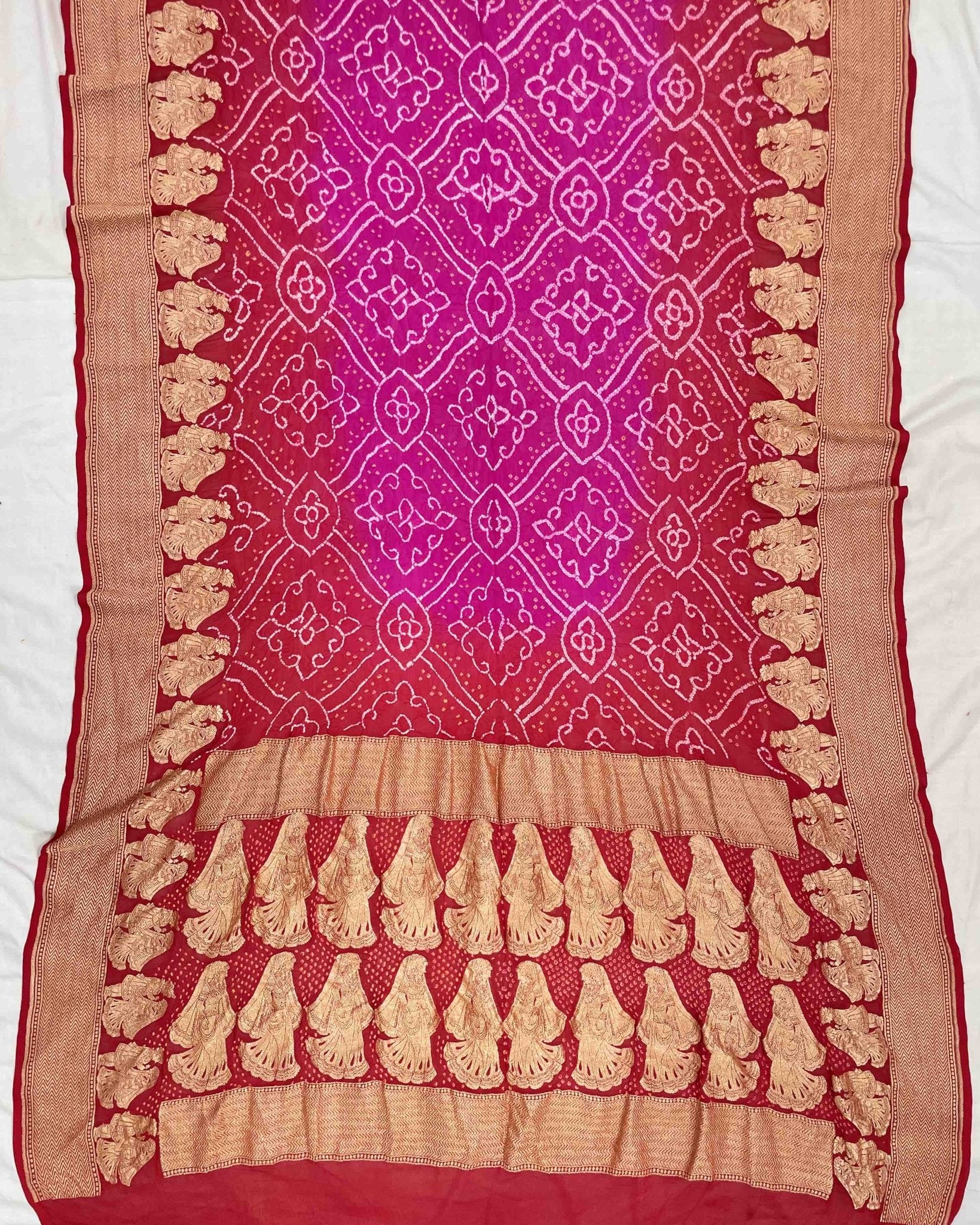 Red & Pink Shaded Georgette Bandhani Saree - SindhoiPatolaArt