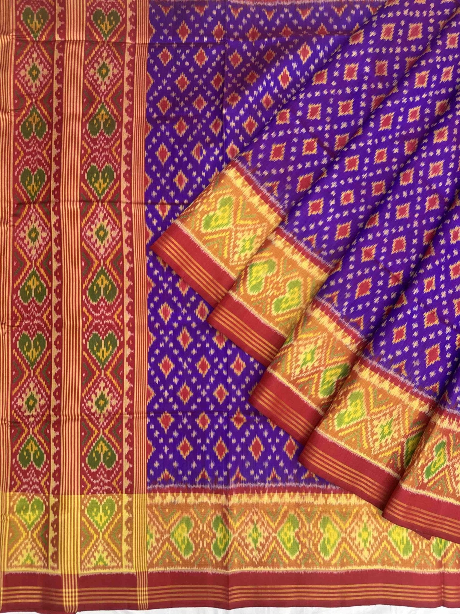 Red & Purple butta design Rajkot Patola Saree - SindhoiPatolaArt