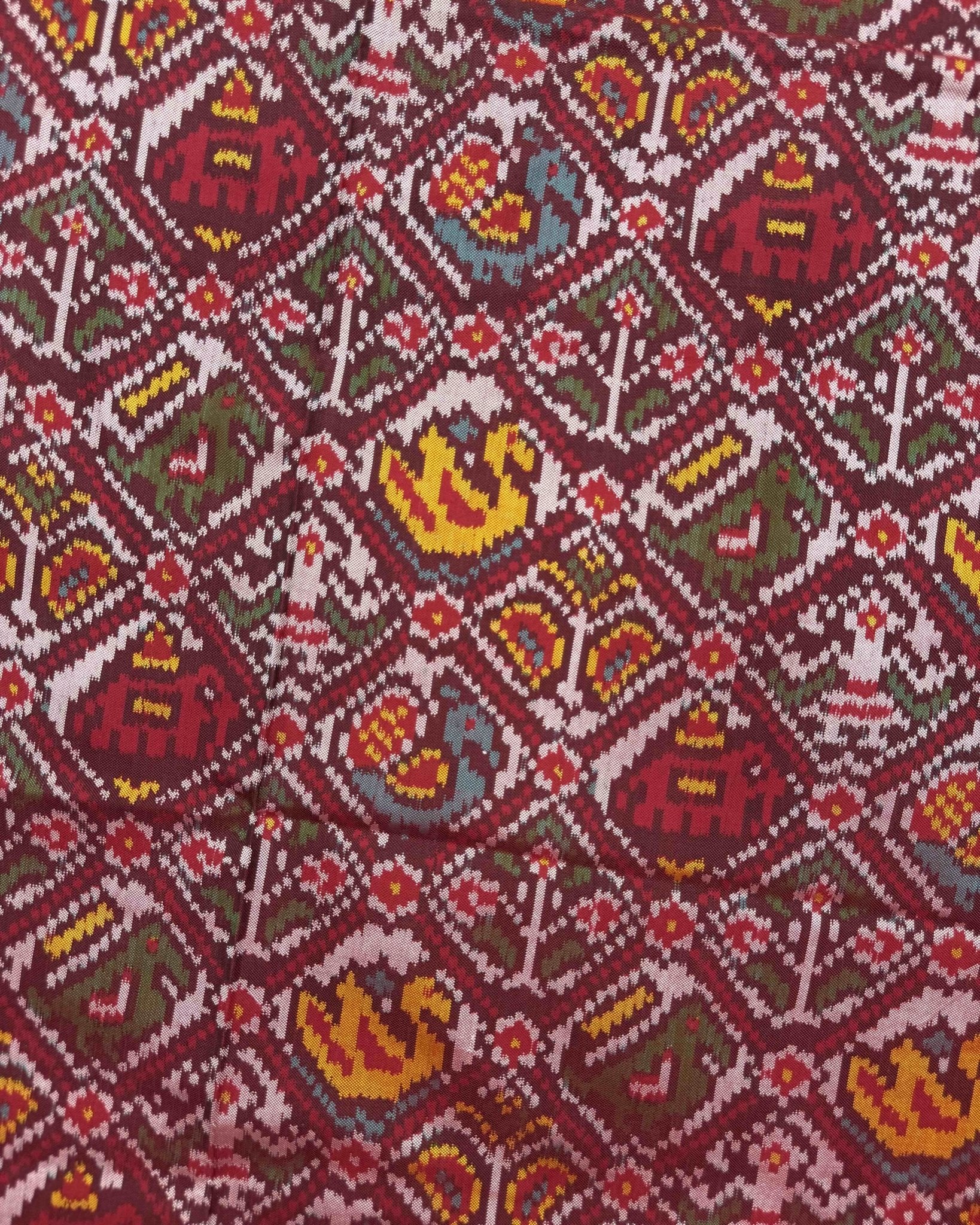 Red Small Figure Narikunj Semi Double Patola Saree - SindhoiPatolaArt