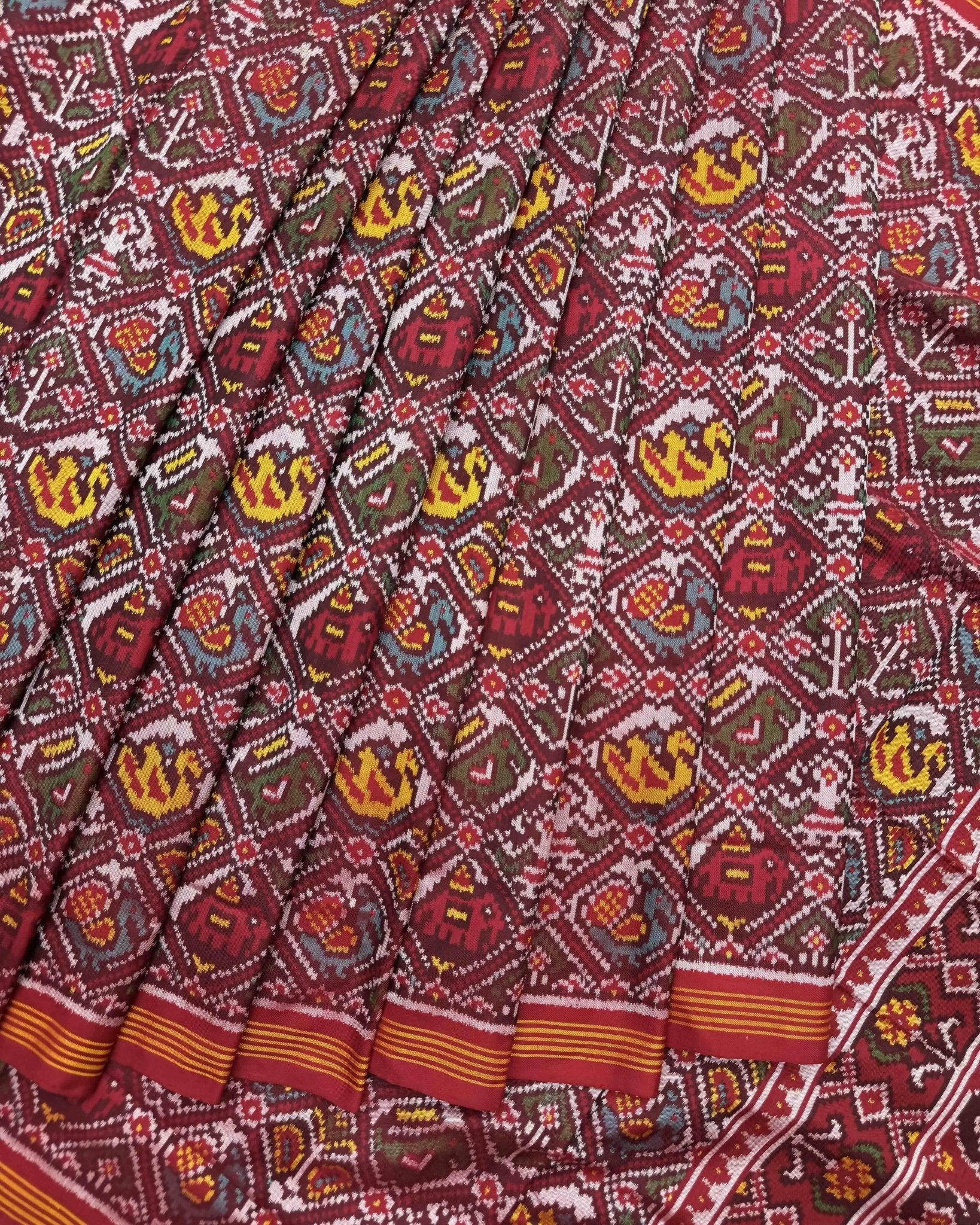 Red Small Figure Narikunj Semi Double Patola Saree - SindhoiPatolaArt