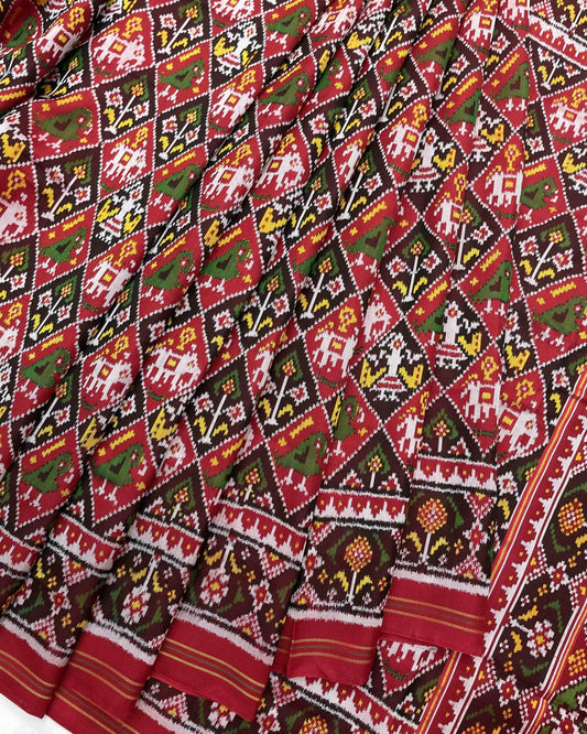 Red Small Figure Narikunj Twill Patola Saree - SindhoiPatolaArt