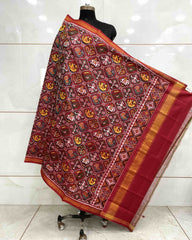 Red Small Narikunj Patola Dupatta - SindhoiPatolaArt