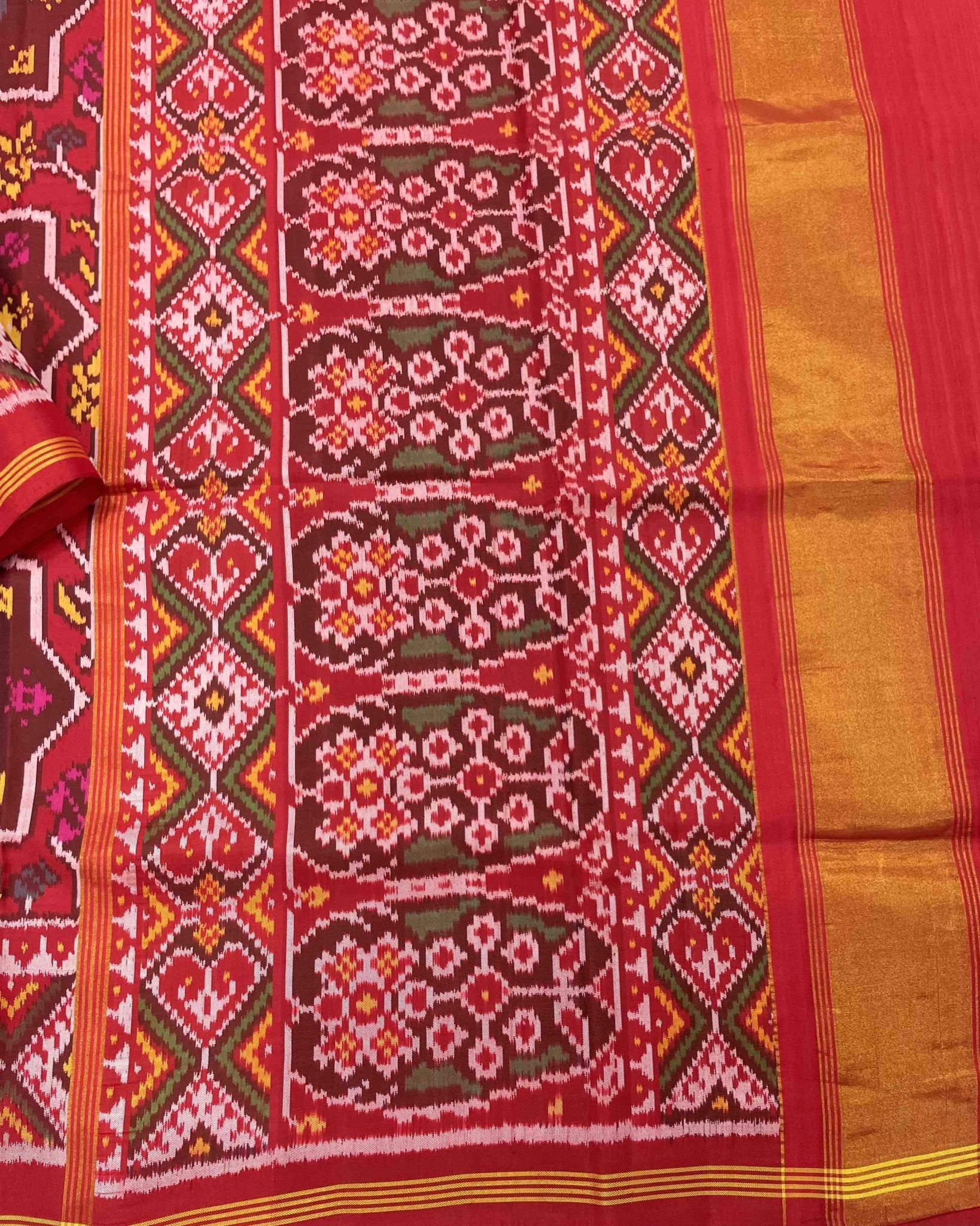 Red Star Narikunj Designer Patola Saree - SindhoiPatolaArt