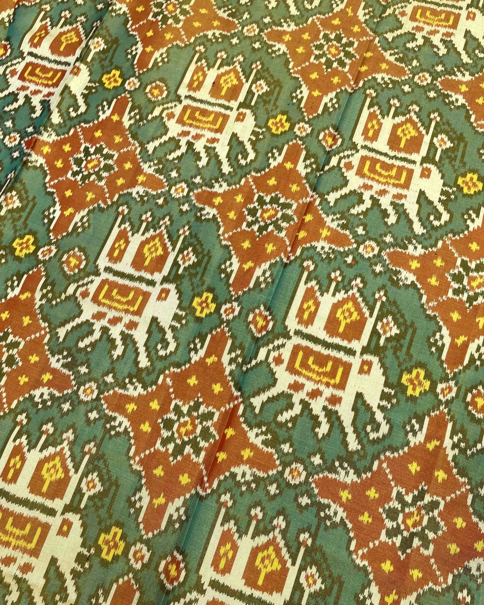 Red & Turquoise Big Figure Elephant Chhabdi Patola Saree - SindhoiPatolaArt