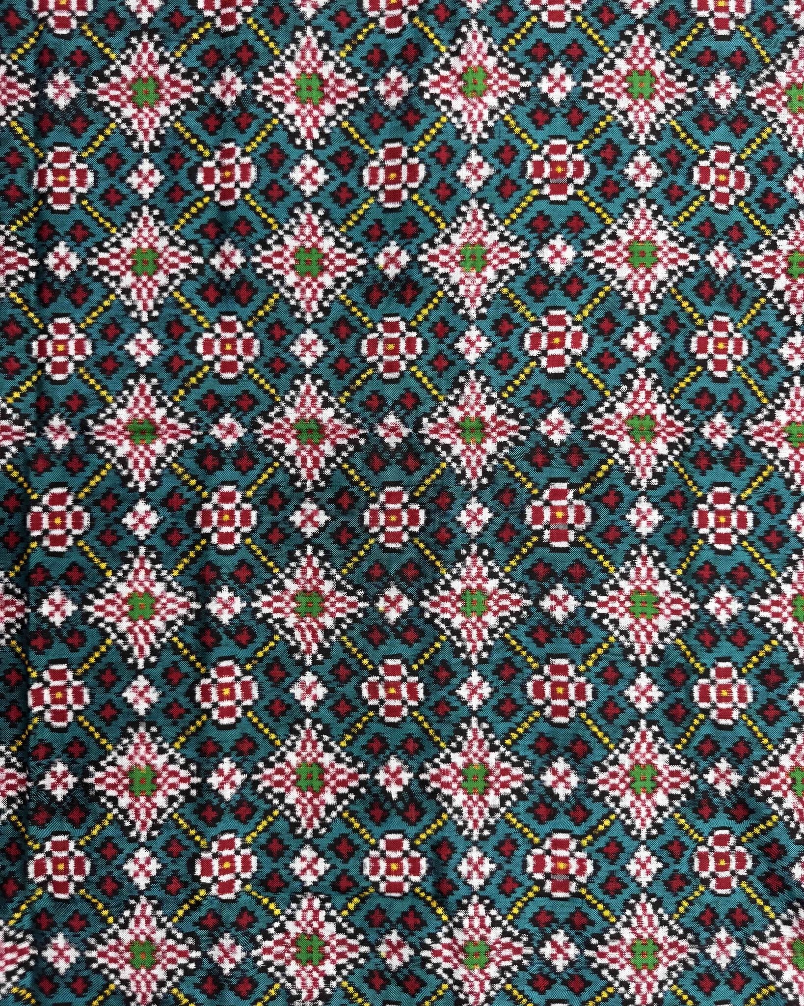 Red & Turquoise Buttonful Panchanda Mix Double Ikat Patola Dupatta - SindhoiPatolaArt