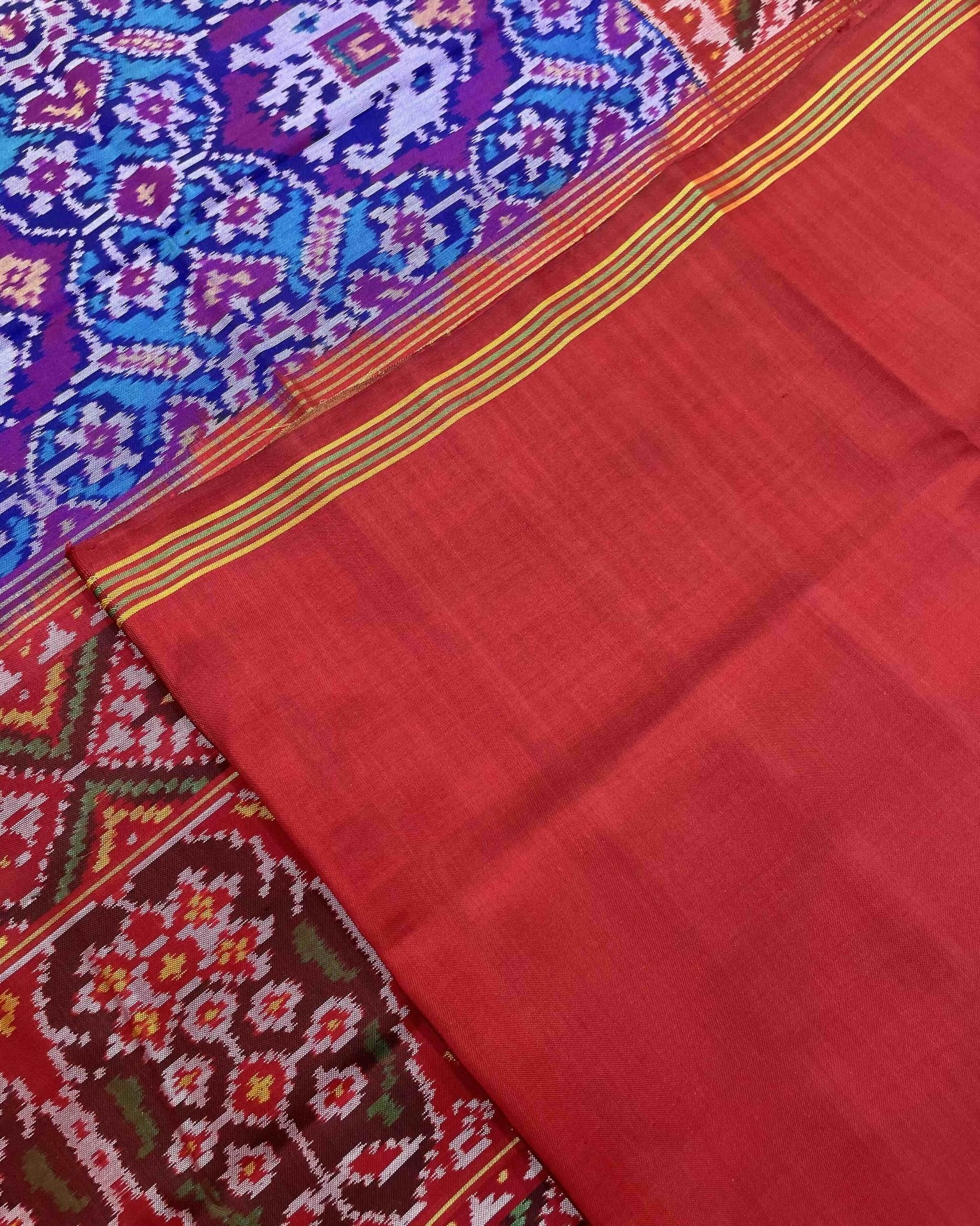 Red & Turquoise Elephant Manekchowk Designer Patola Saree - SindhoiPatolaArt