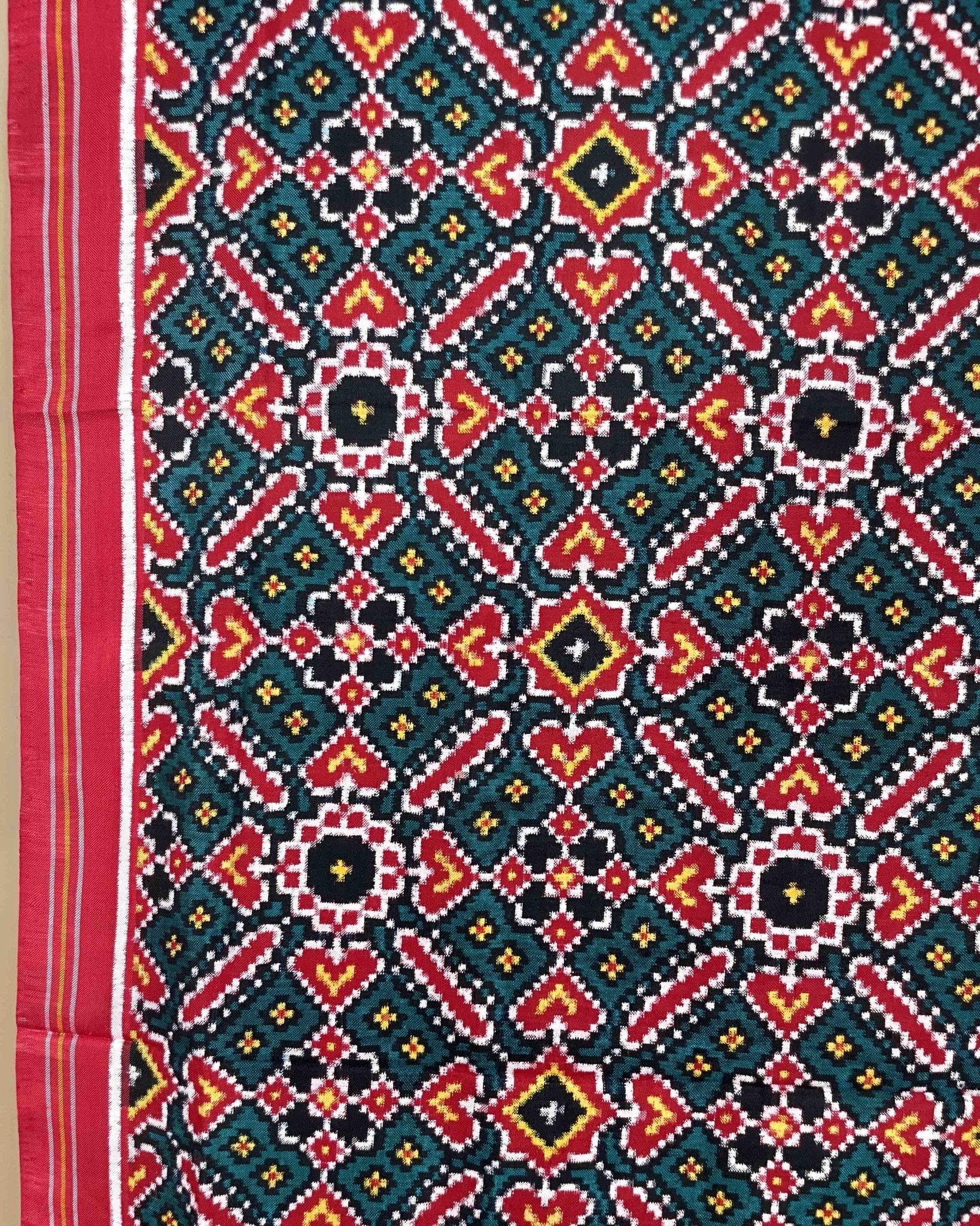 Red & Turquoise Manekchowk Patola Dupatta - SindhoiPatolaArt
