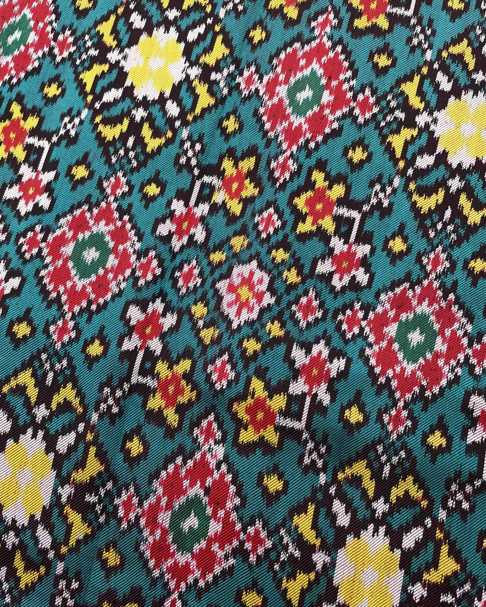 Red & Turquoise Navratan Twill Patola Saree - SindhoiPatolaArt
