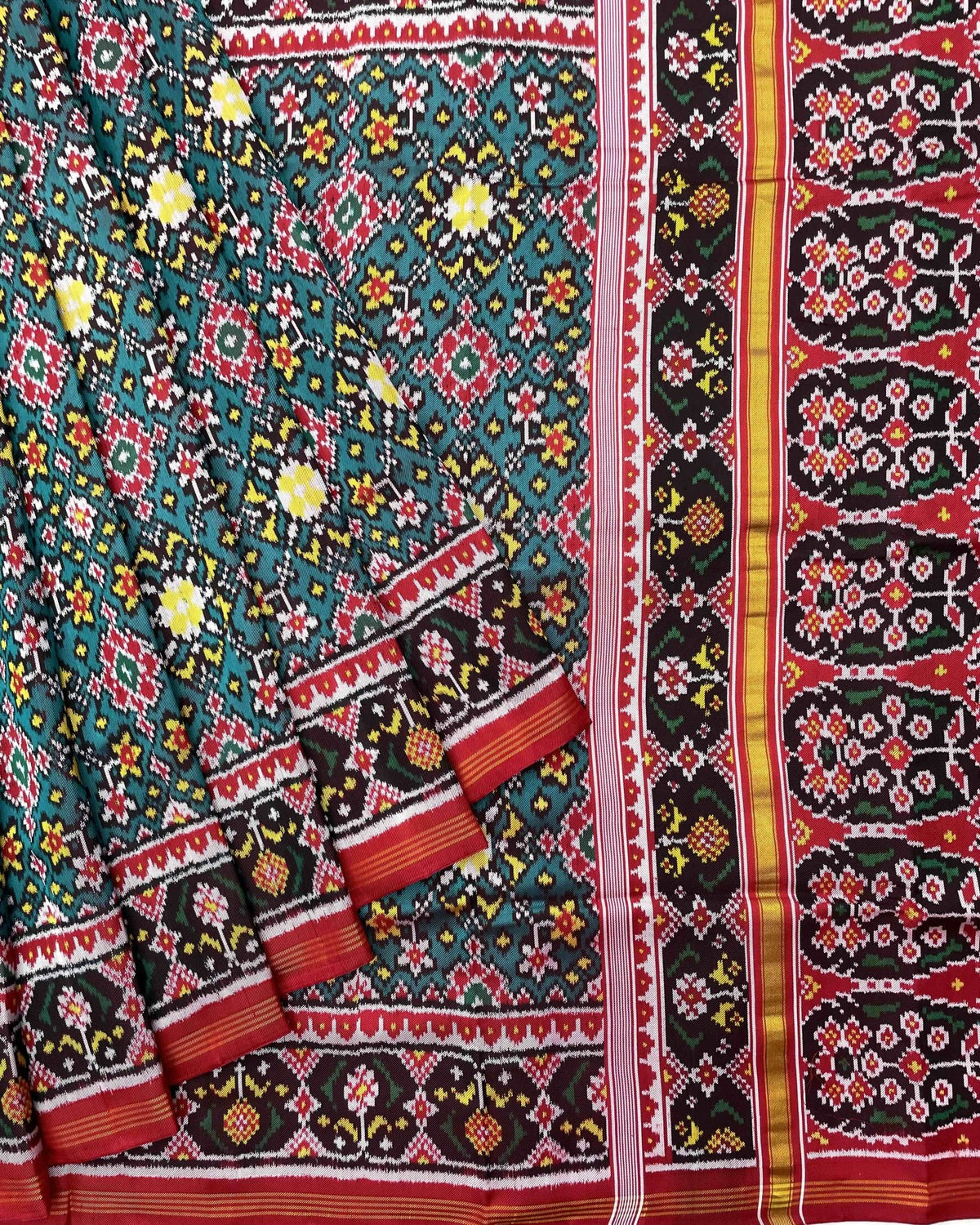 Red & Turquoise Navratan Twill Patola Saree - SindhoiPatolaArt