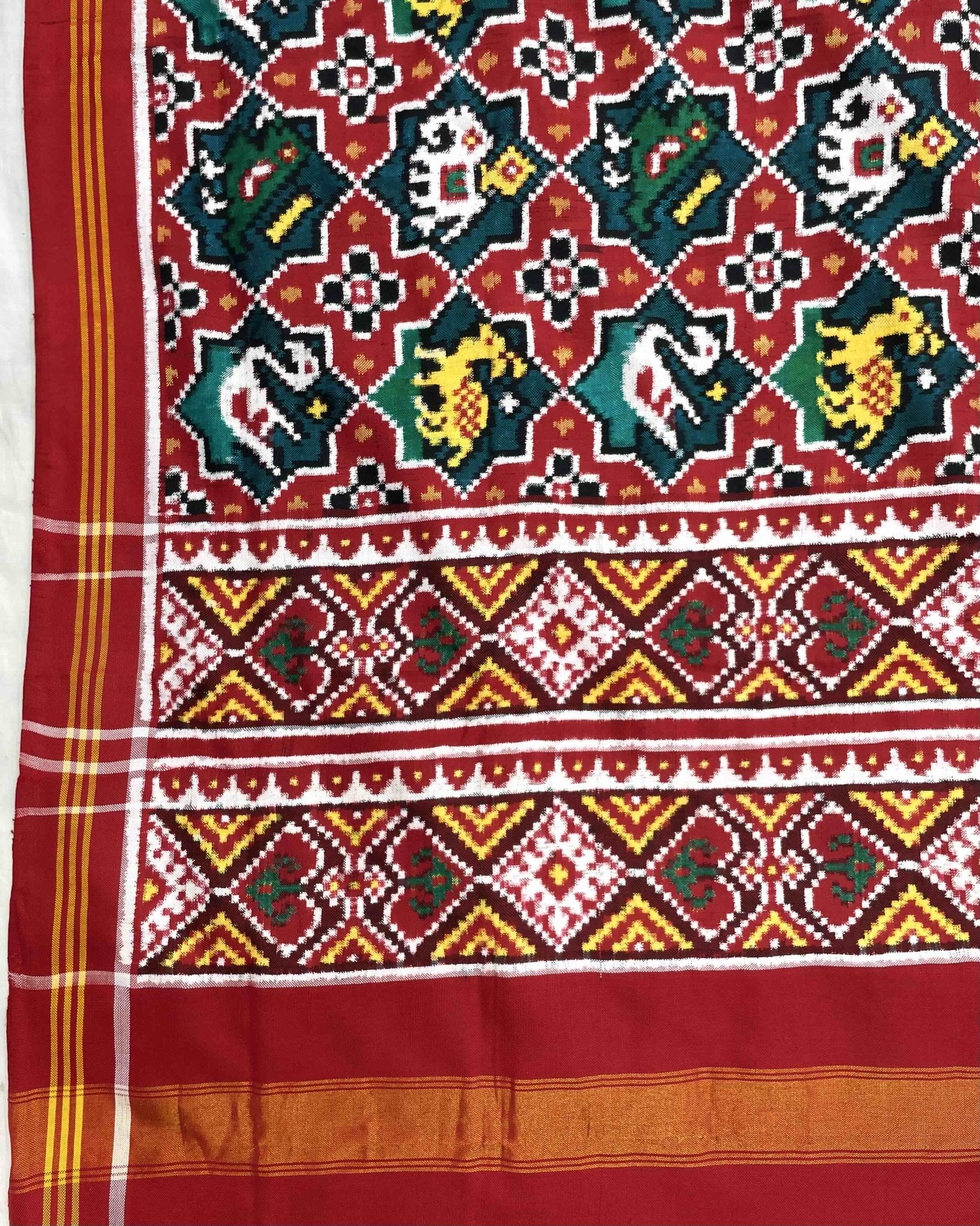 Red & Turquoise Small Star Narikunj Patola Dupatta - SindhoiPatolaArt