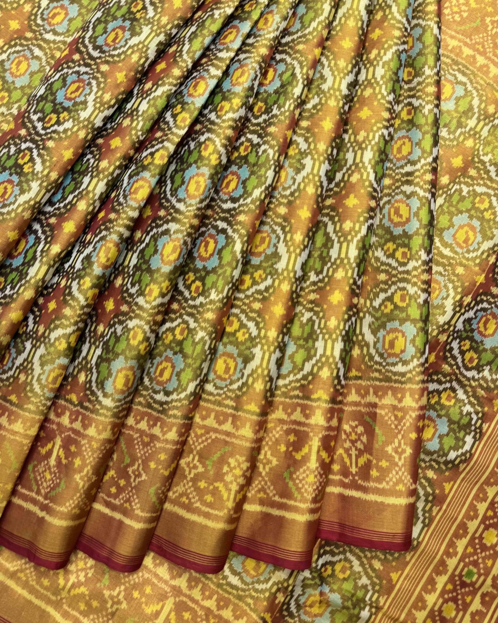 Red & White Flower Tissue Patola Saree - SindhoiPatolaArt