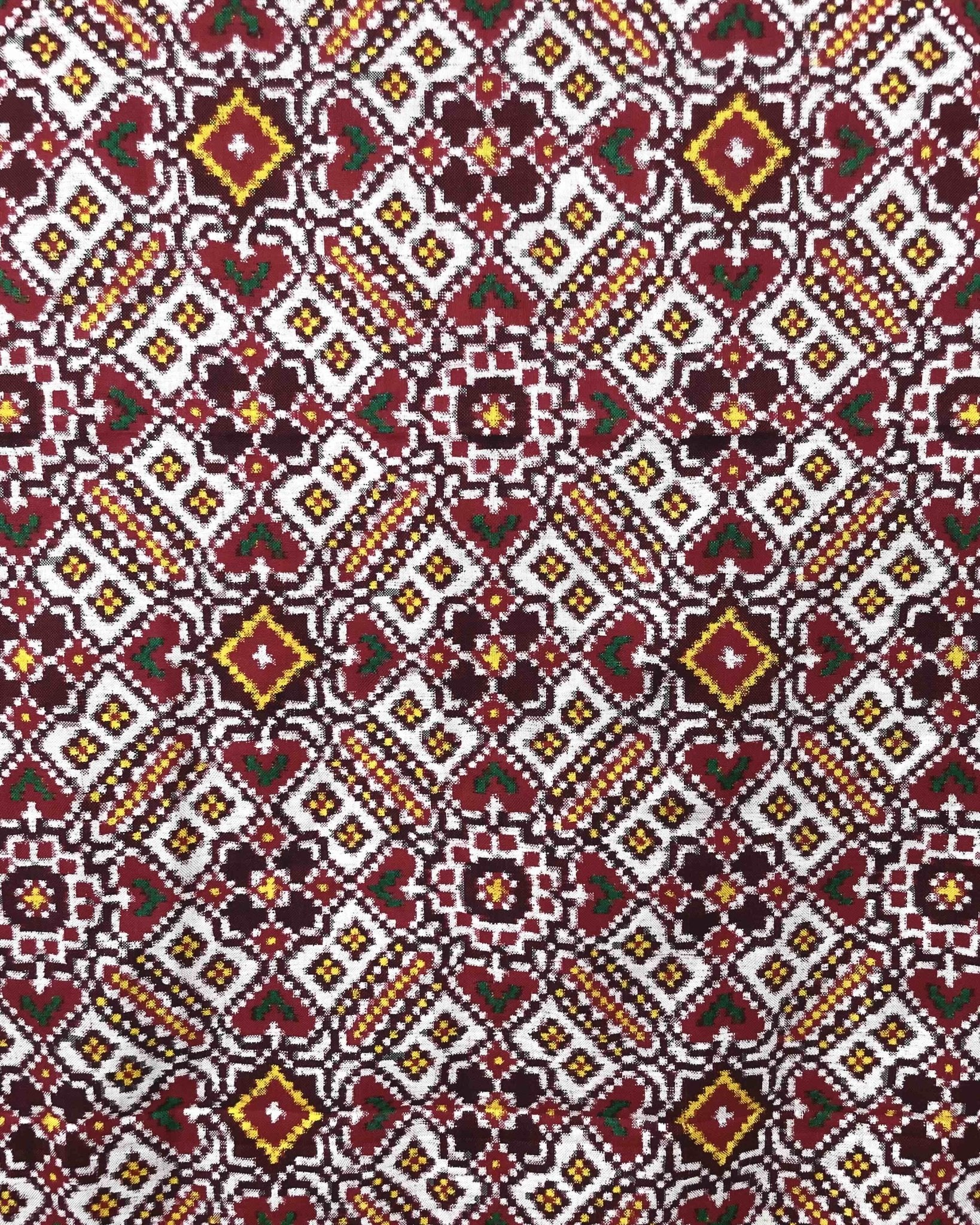 Red & White Manekchowk Patola Dupatta - SindhoiPatolaArt