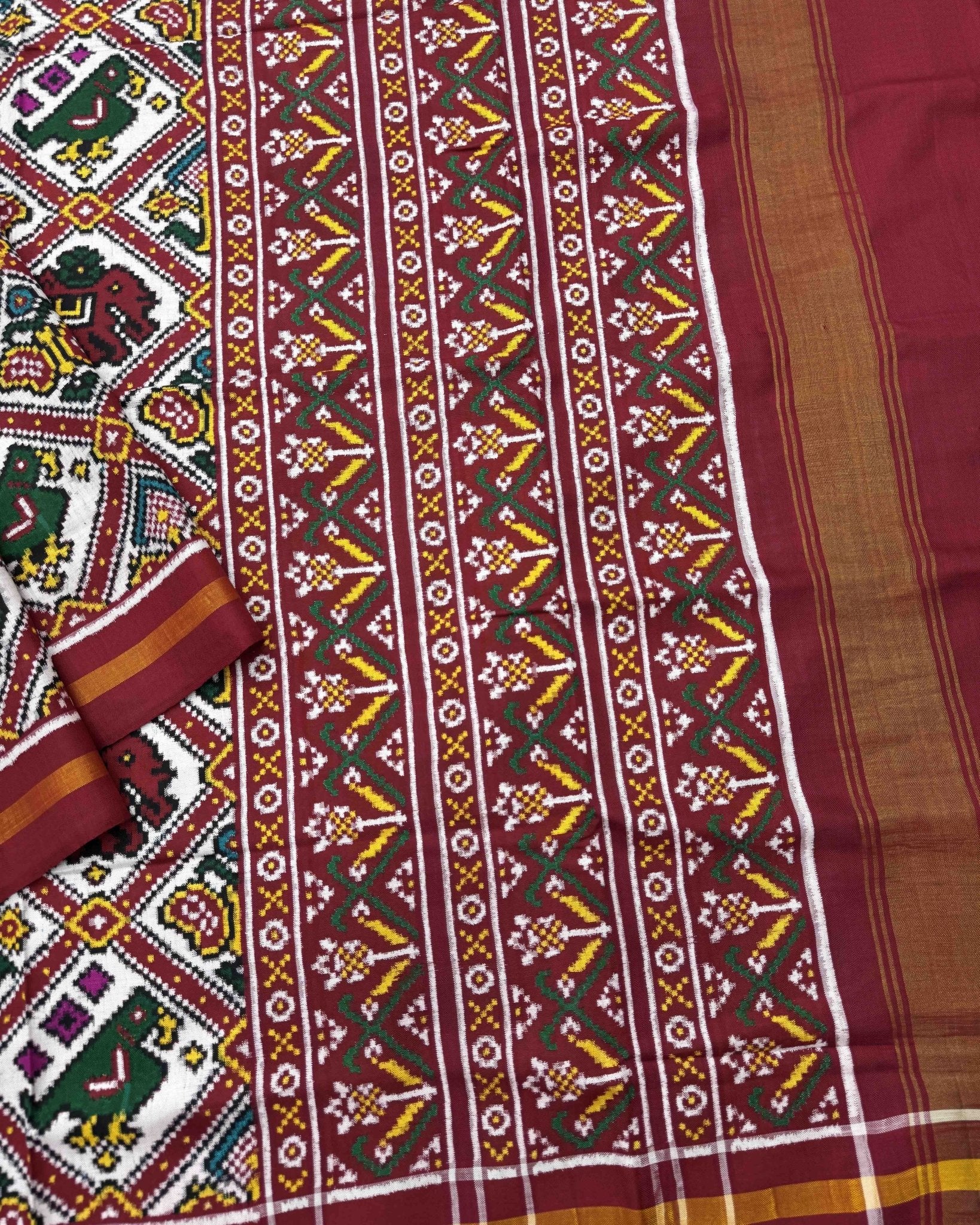 Red & White Narikunj Double Ikat Patola Saree - SindhoiPatolaArt