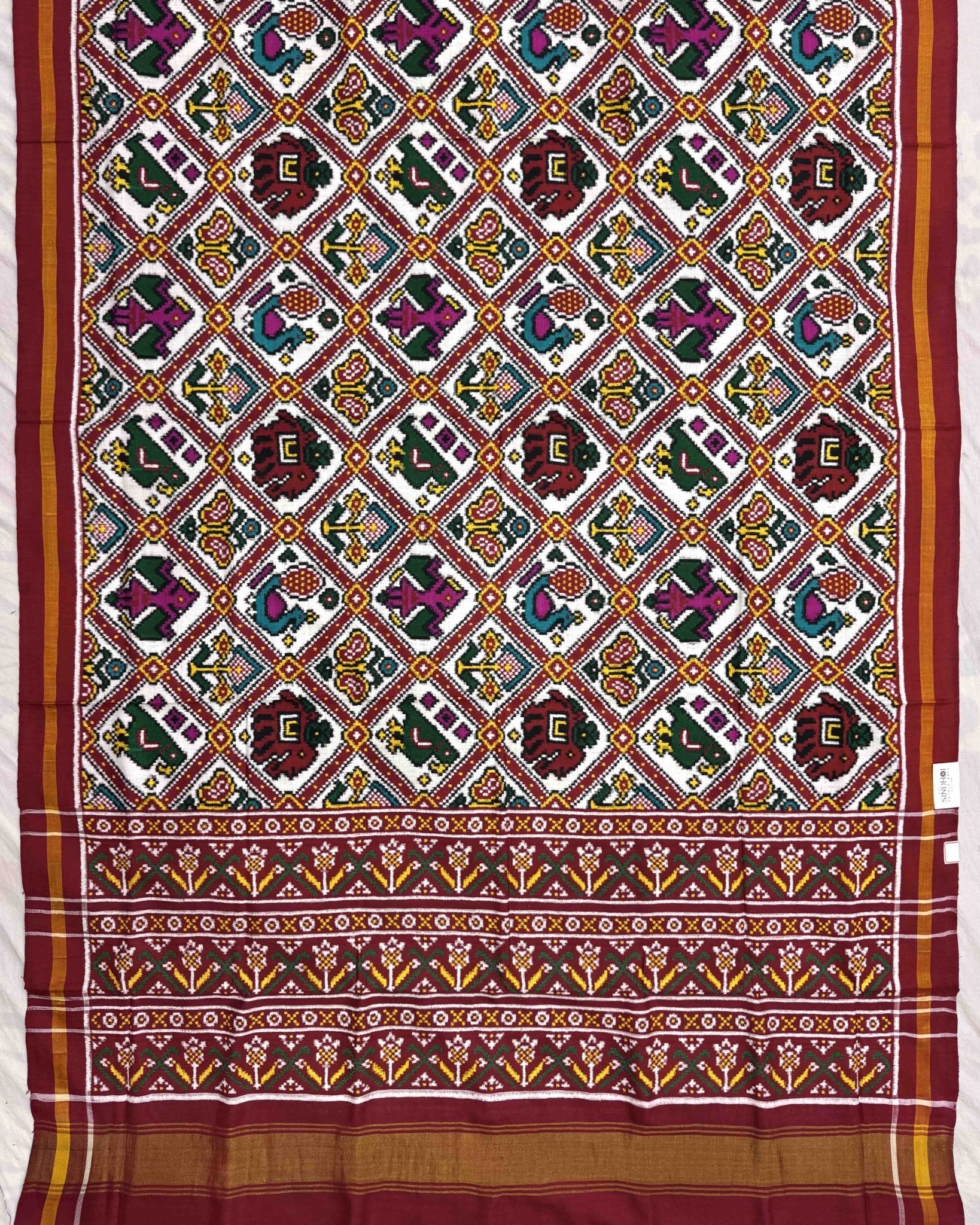 Red & White Narikunj Double Ikat Patola Saree - SindhoiPatolaArt