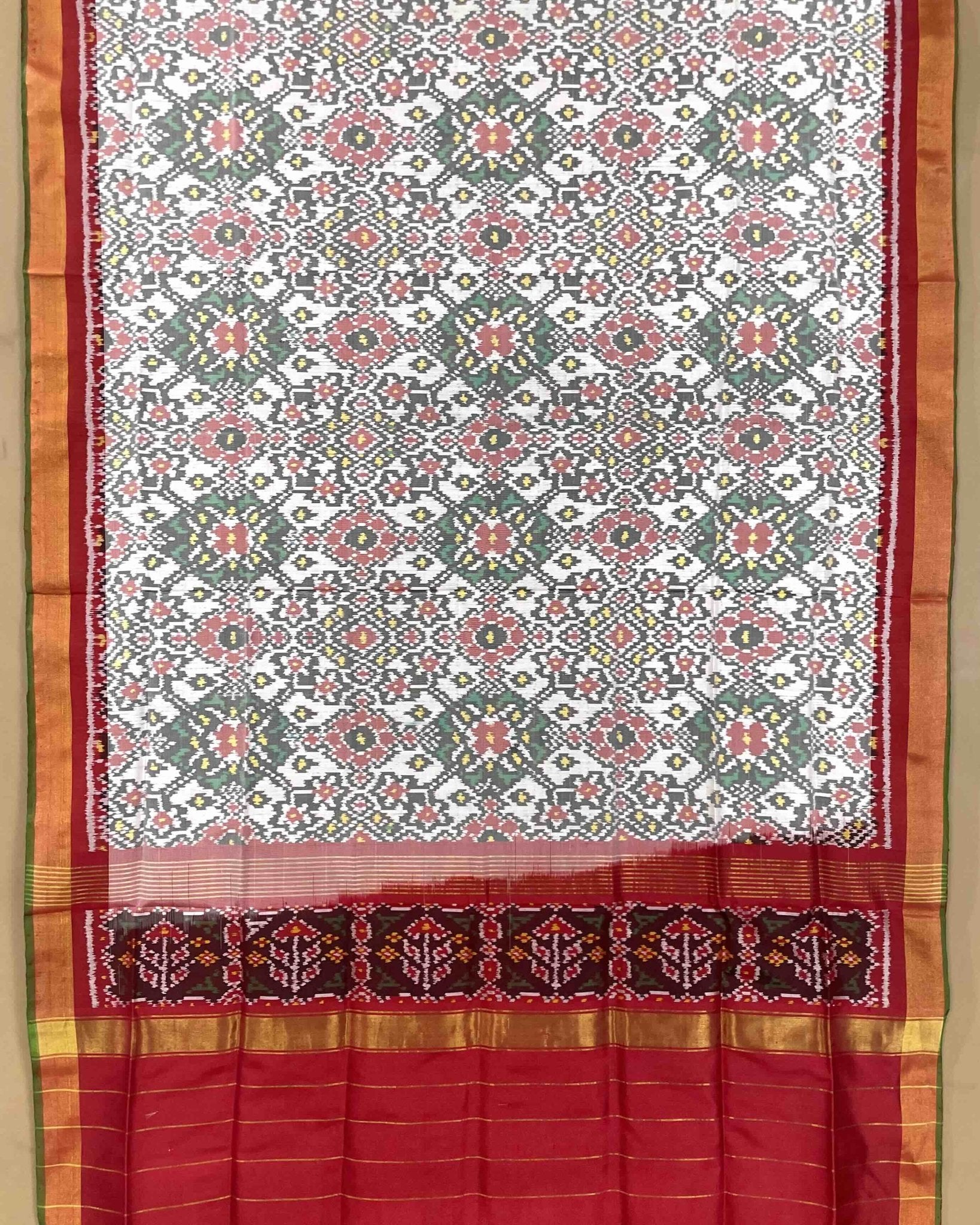 Red & White Navratan Designer Patola Dupatta - SindhoiPatolaArt