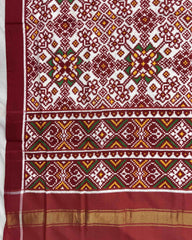 Red & White Navratan Double Ikat Patola Dupatta - SindhoiPatolaArt