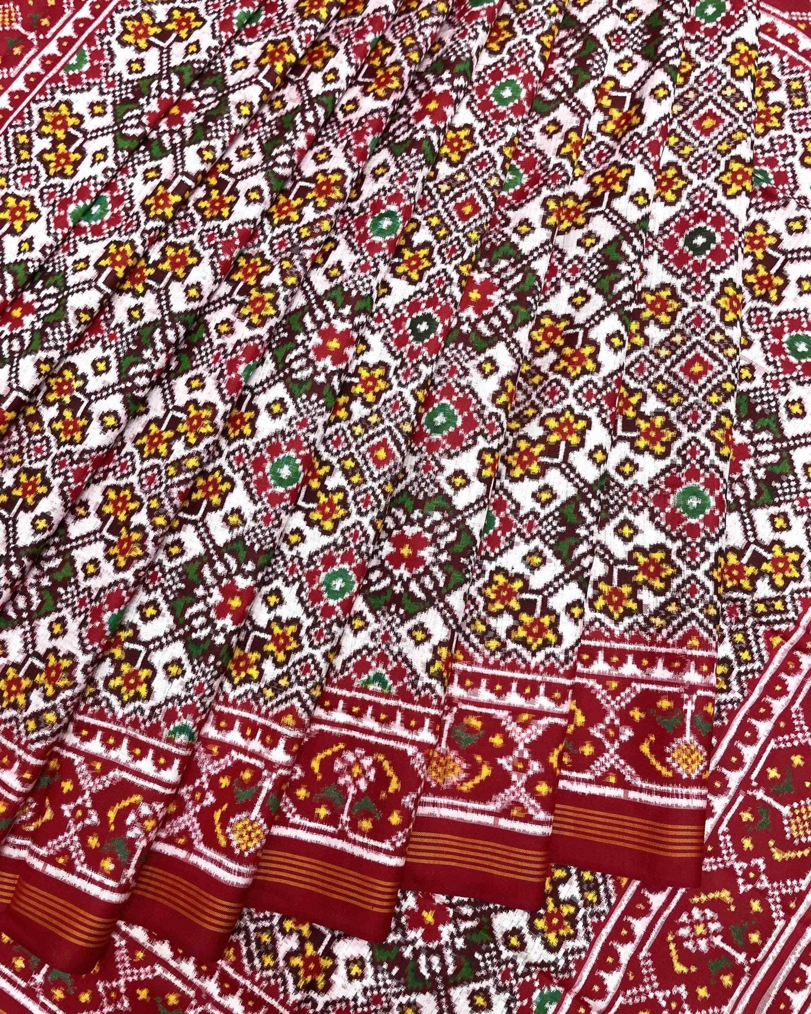 Red & White Navratan Double Ikat Patola Saree - SindhoiPatolaArt