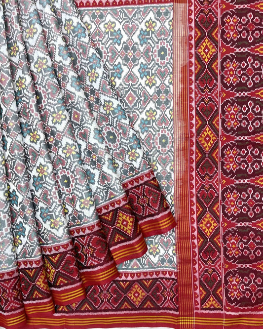 Red & White Navratan Patola Saree - SindhoiPatolaArt