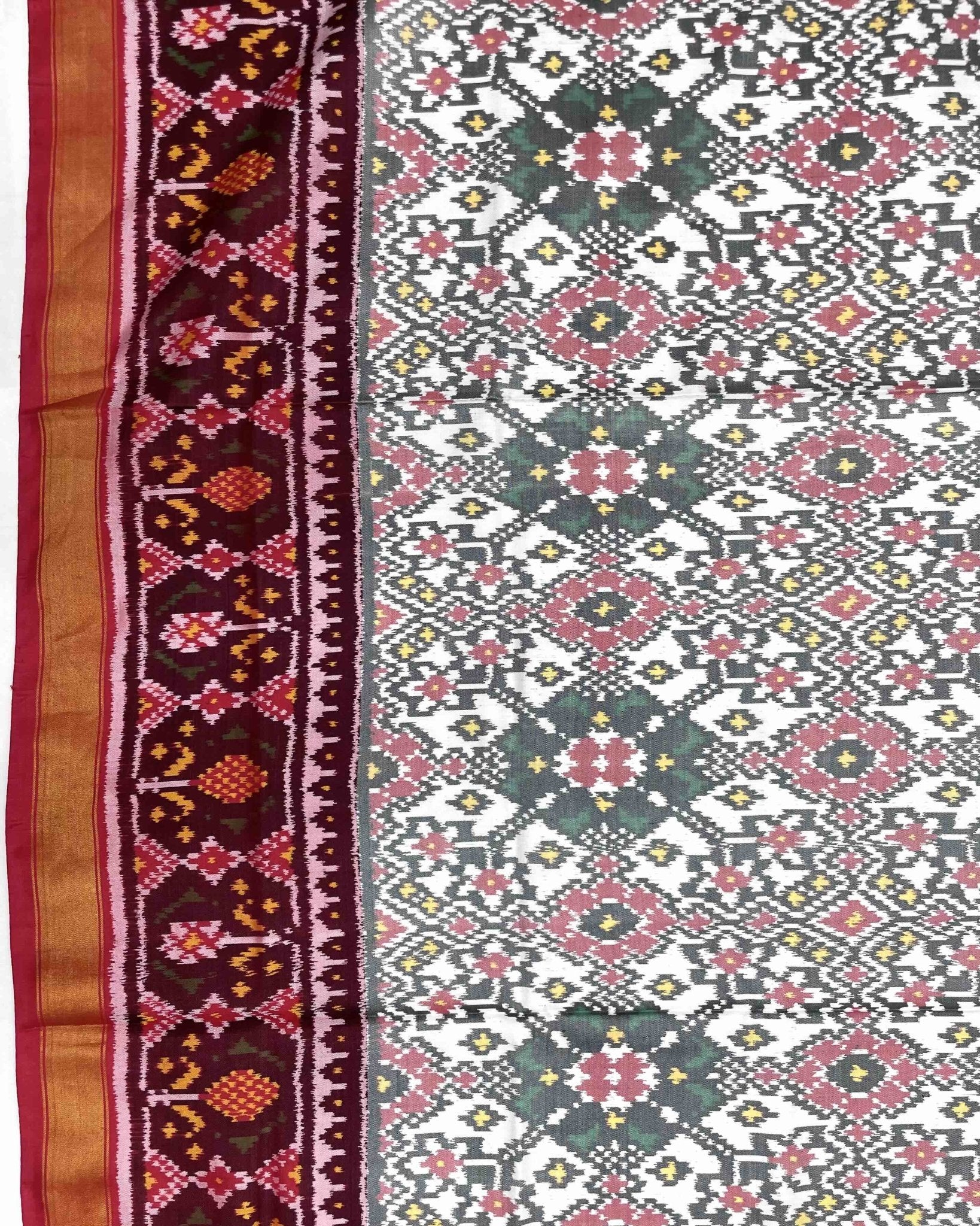 Red & White Navratan Patola Saree - SindhoiPatolaArt