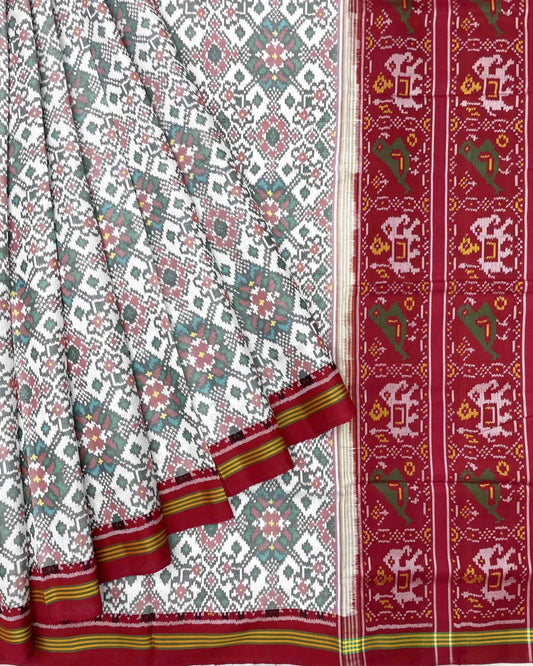Red & White Navratan Patola Saree - SindhoiPatolaArt