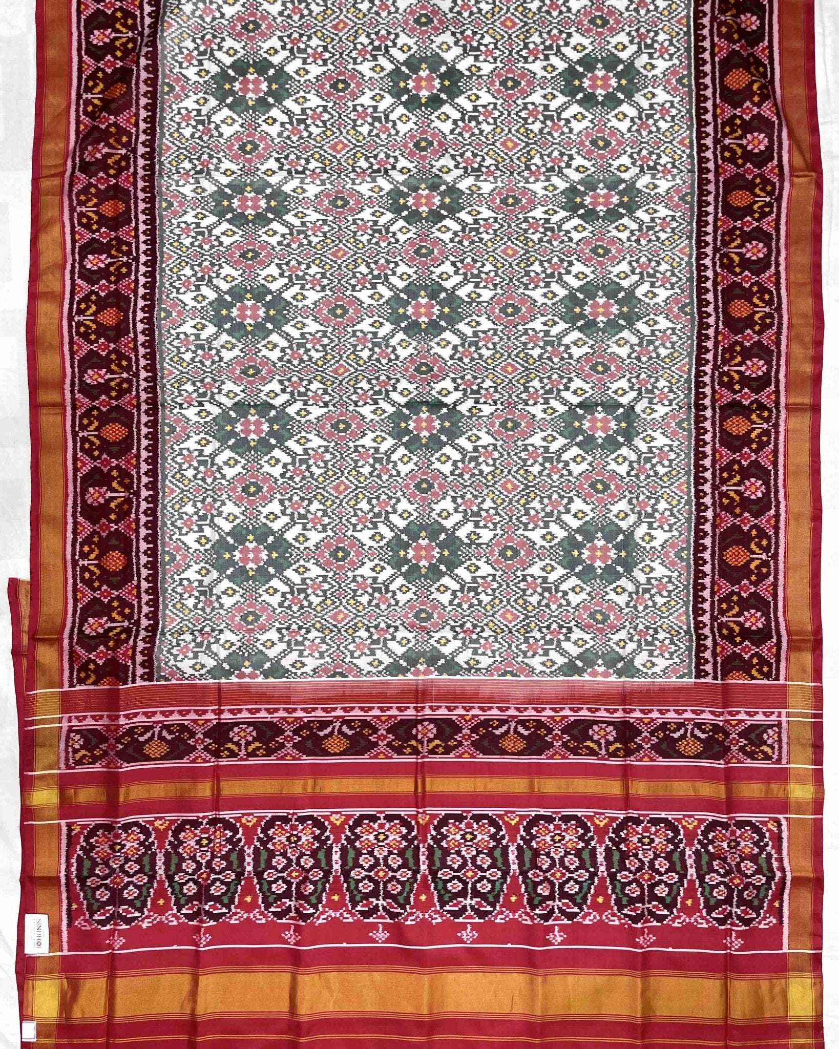 Red & White Navratan Patola Saree - SindhoiPatolaArt
